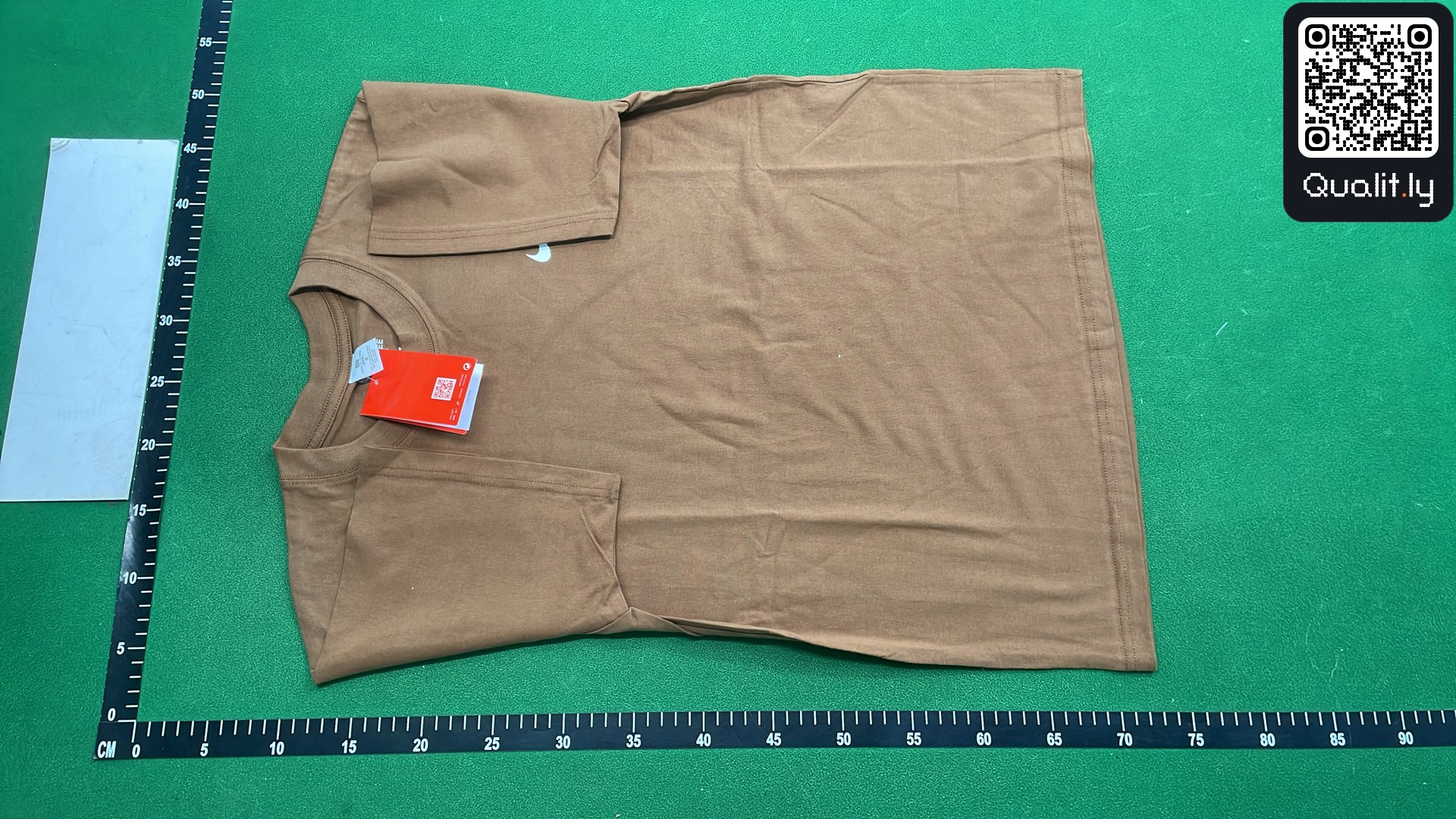 T-shirt — QC-foto 2 av 4