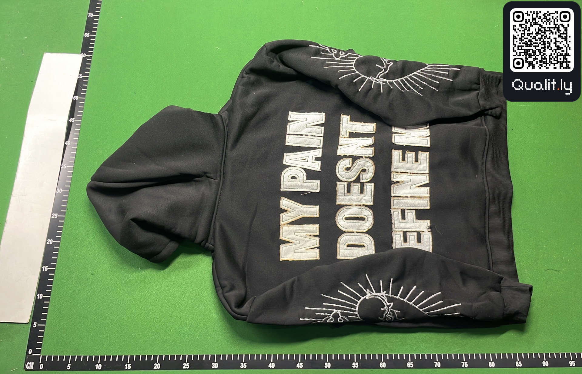 Hoodie — QC-foto 3 av 24