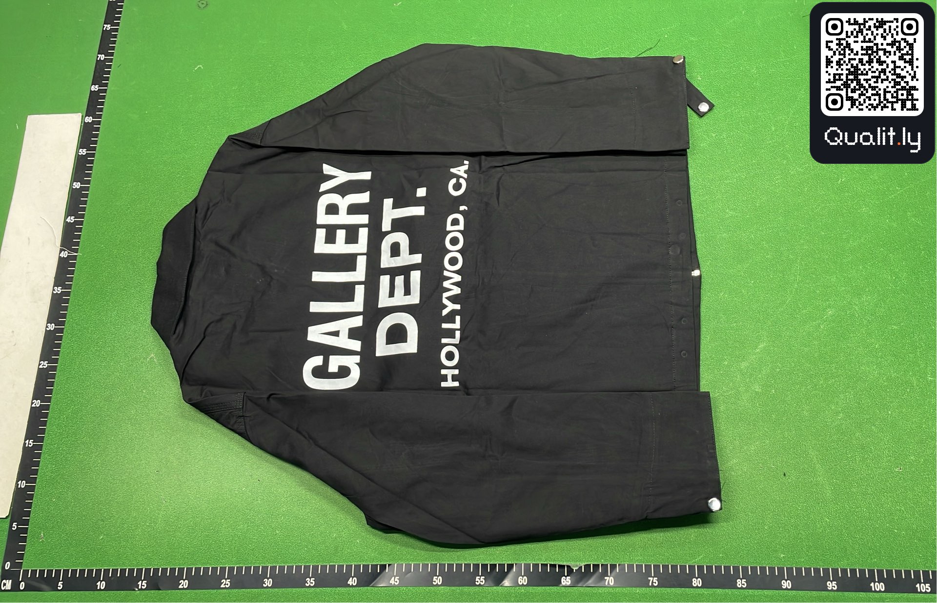 Jacket QC photo 3 of 4