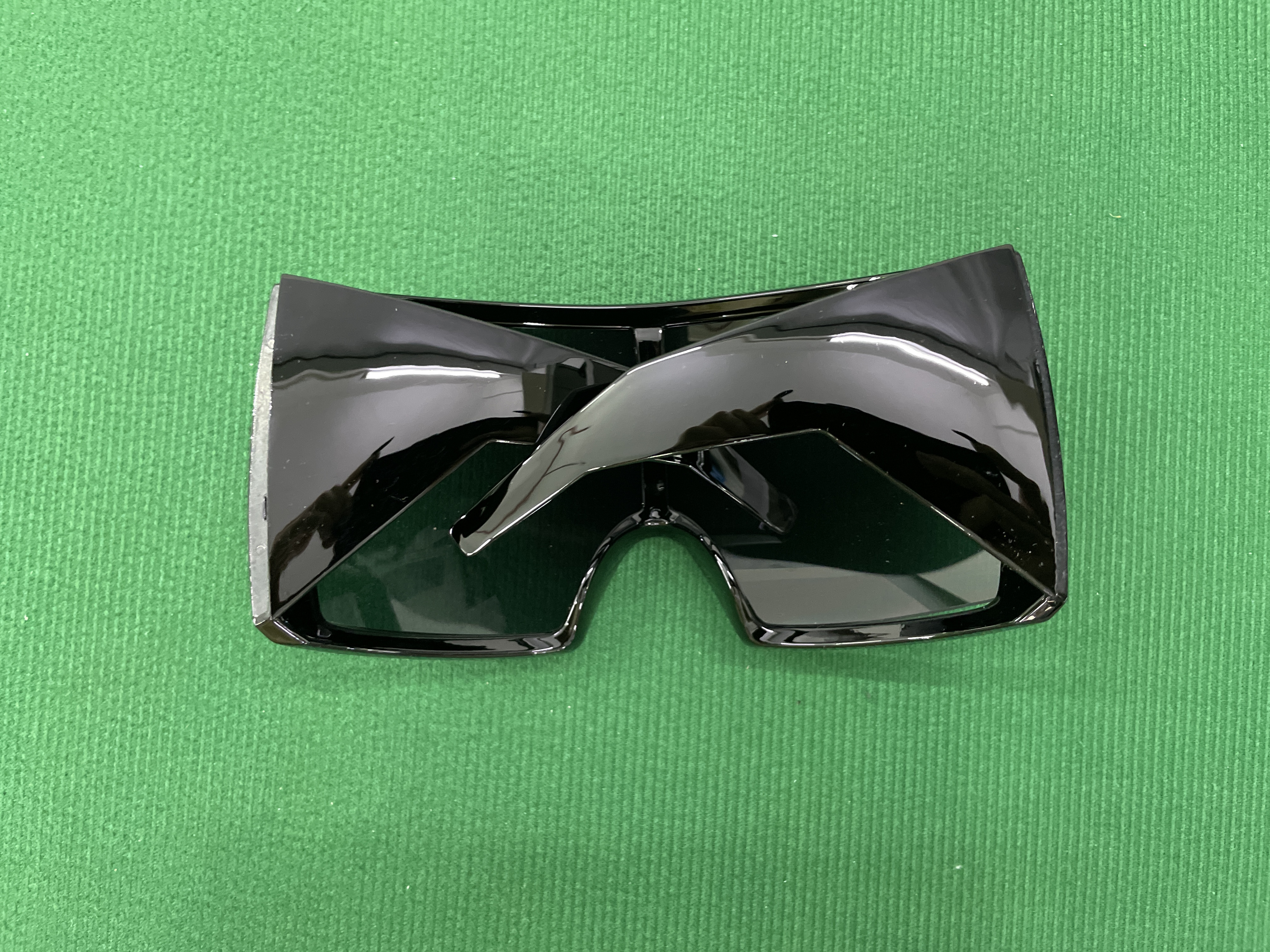 Occhiali da sole — foto QC 2 di 11