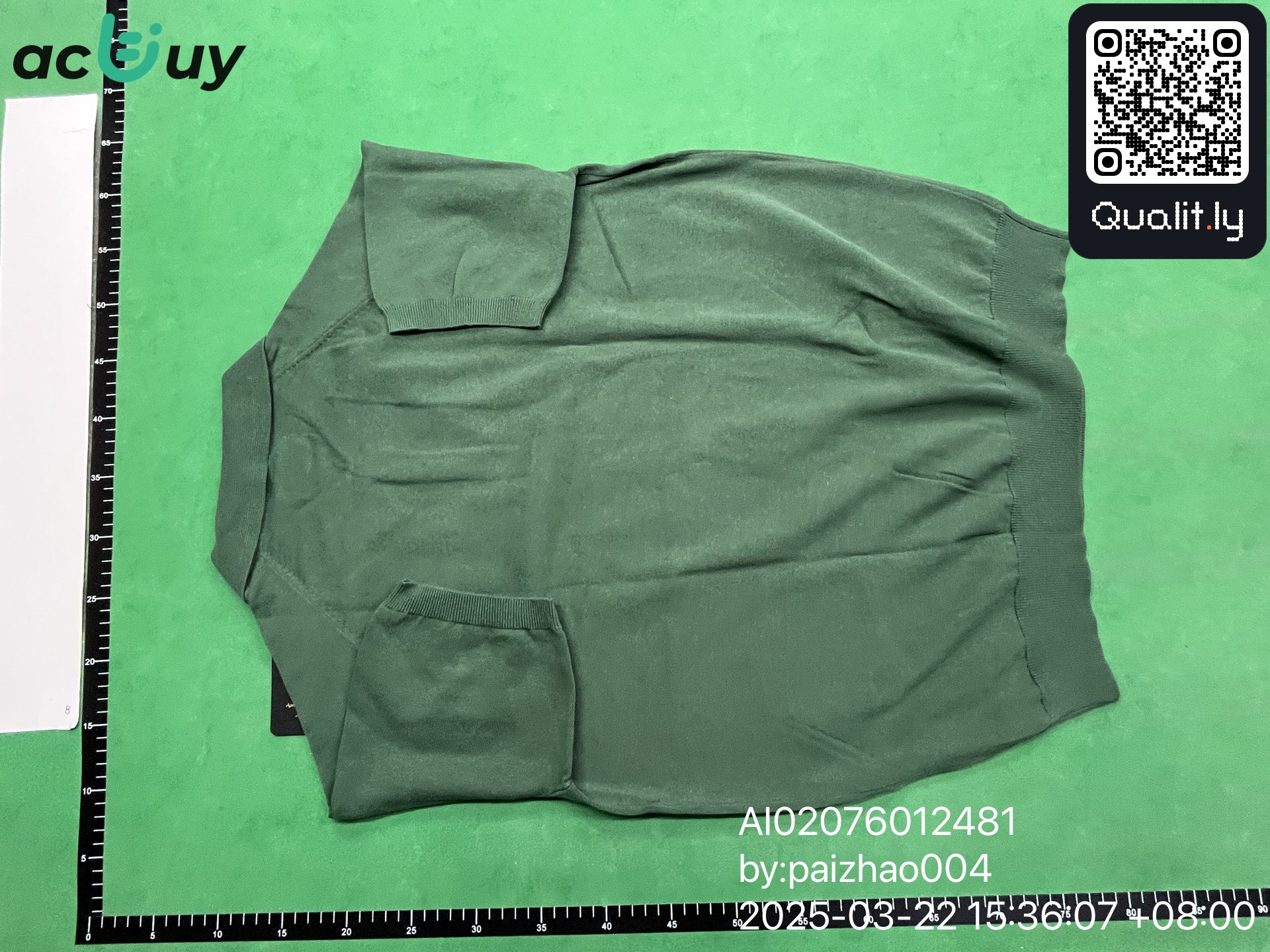 Sweter — zdjęcie QC 2 z 12