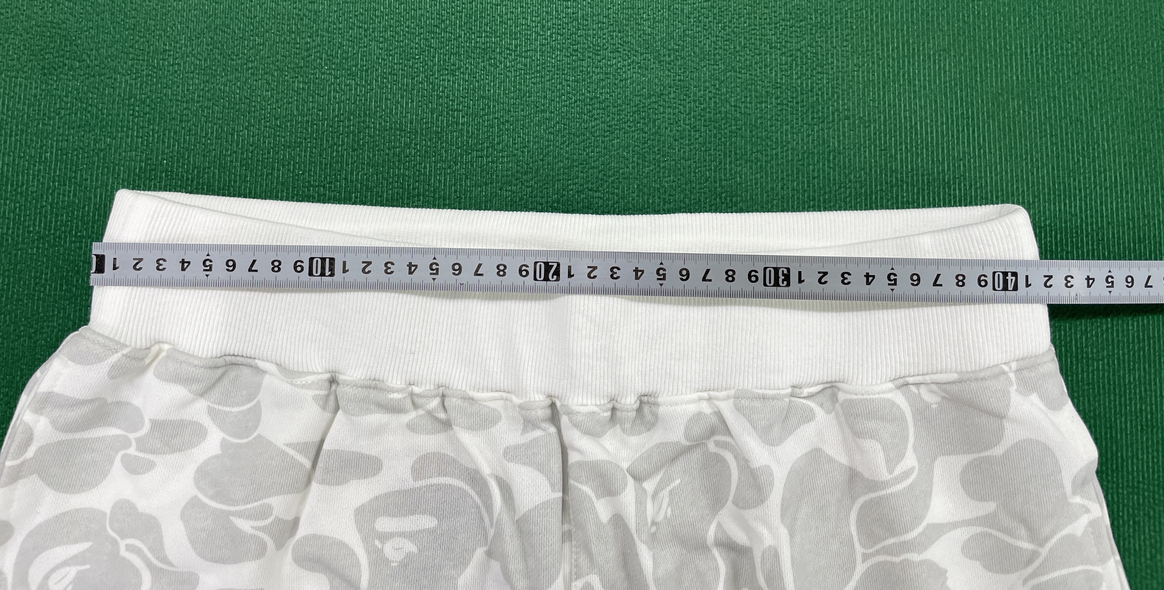 Shorts QC photo 2 of 51