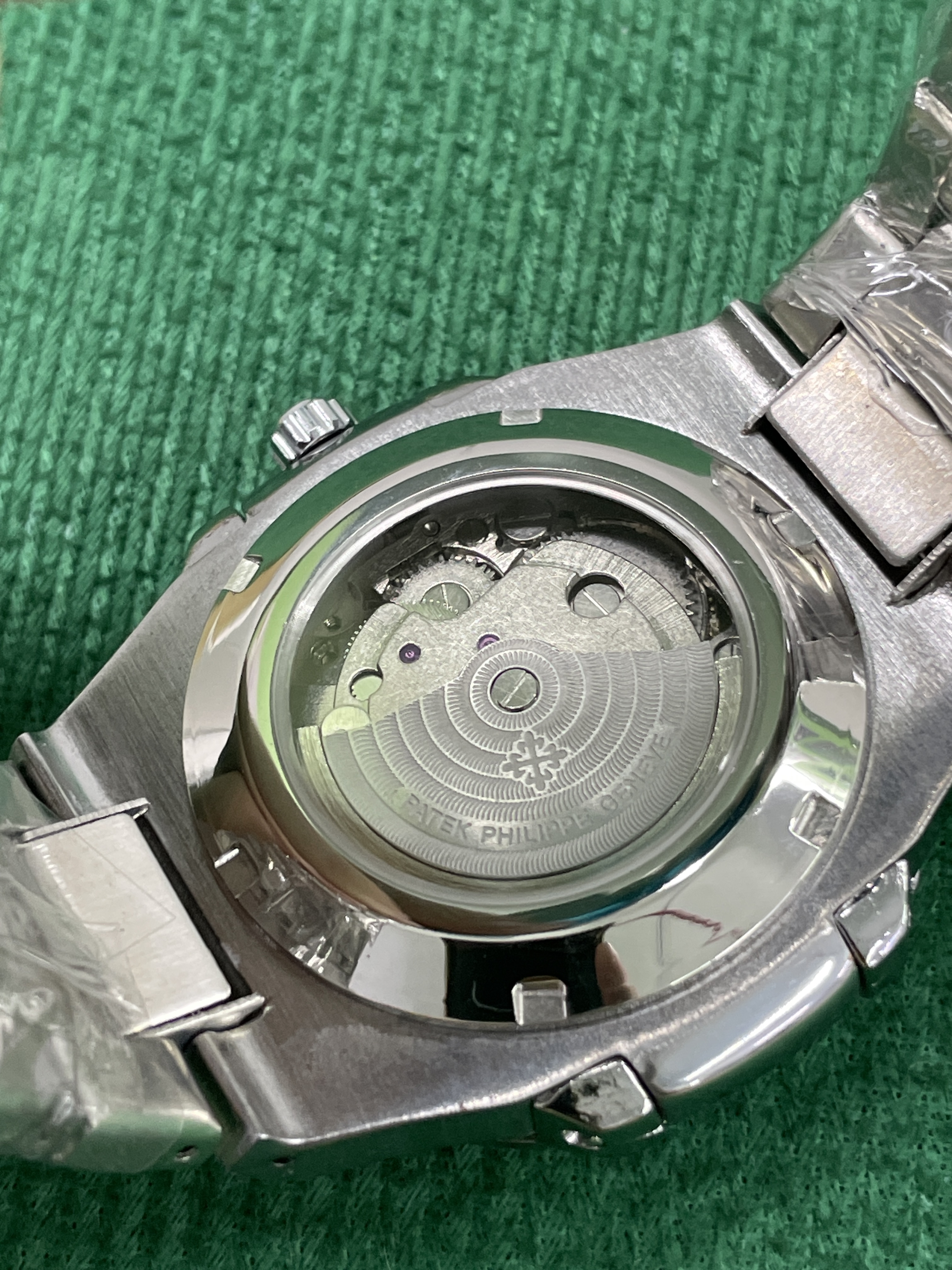Watch QC photo 3 of 59
