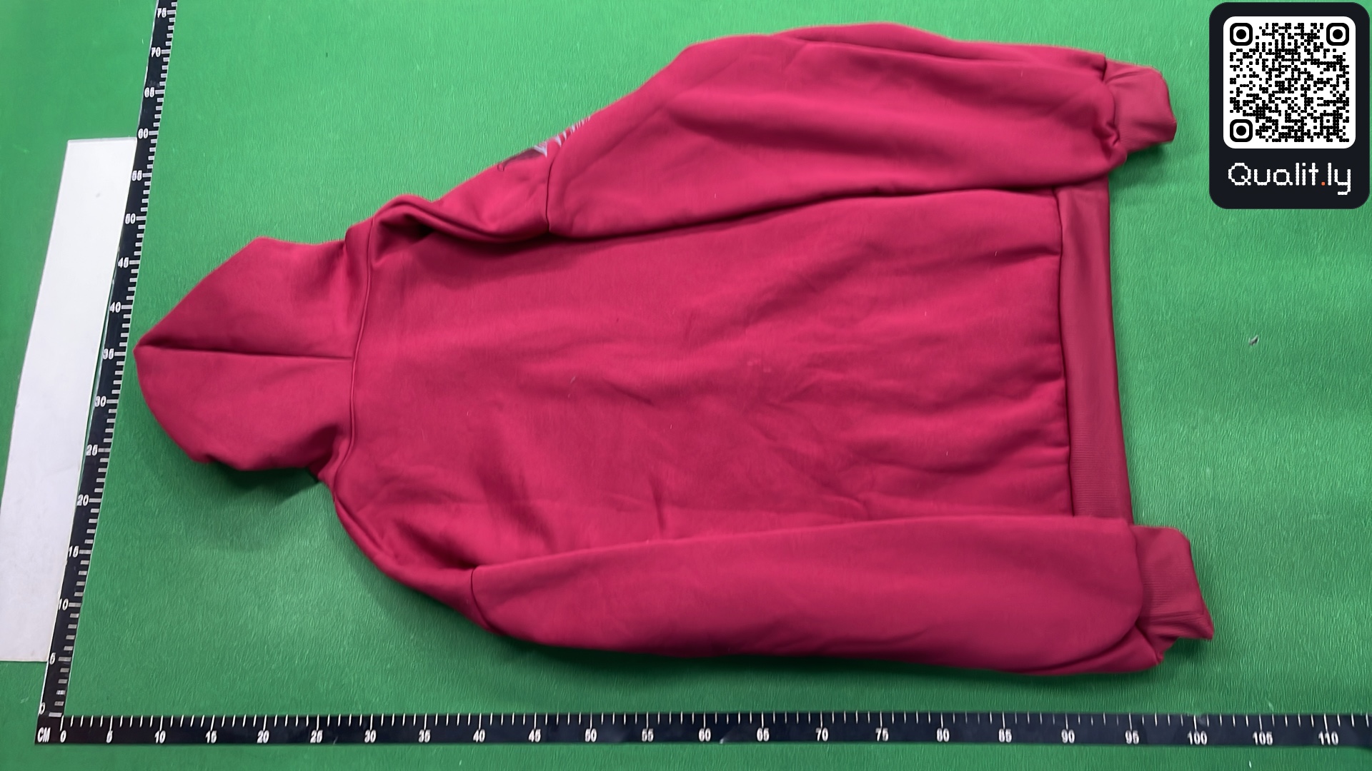 Hoodie QC photo 3 of 8