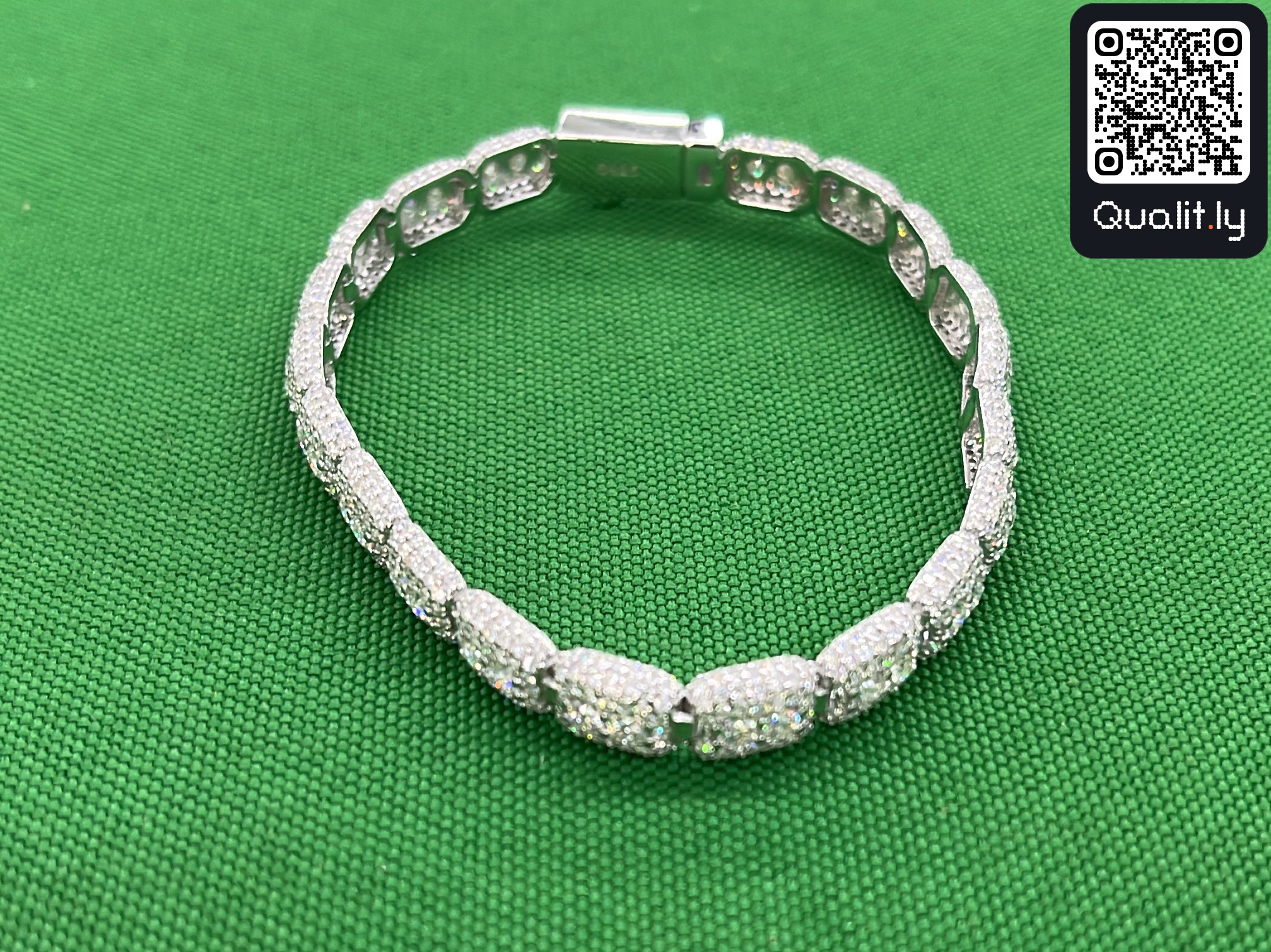 Jewelry QC photo 3 of 3