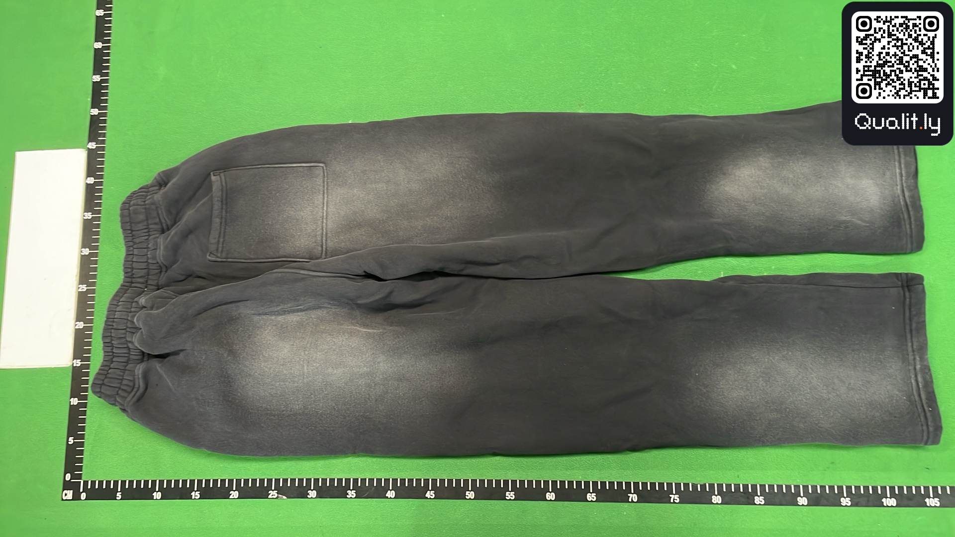 Pants QC photo 3 of 58