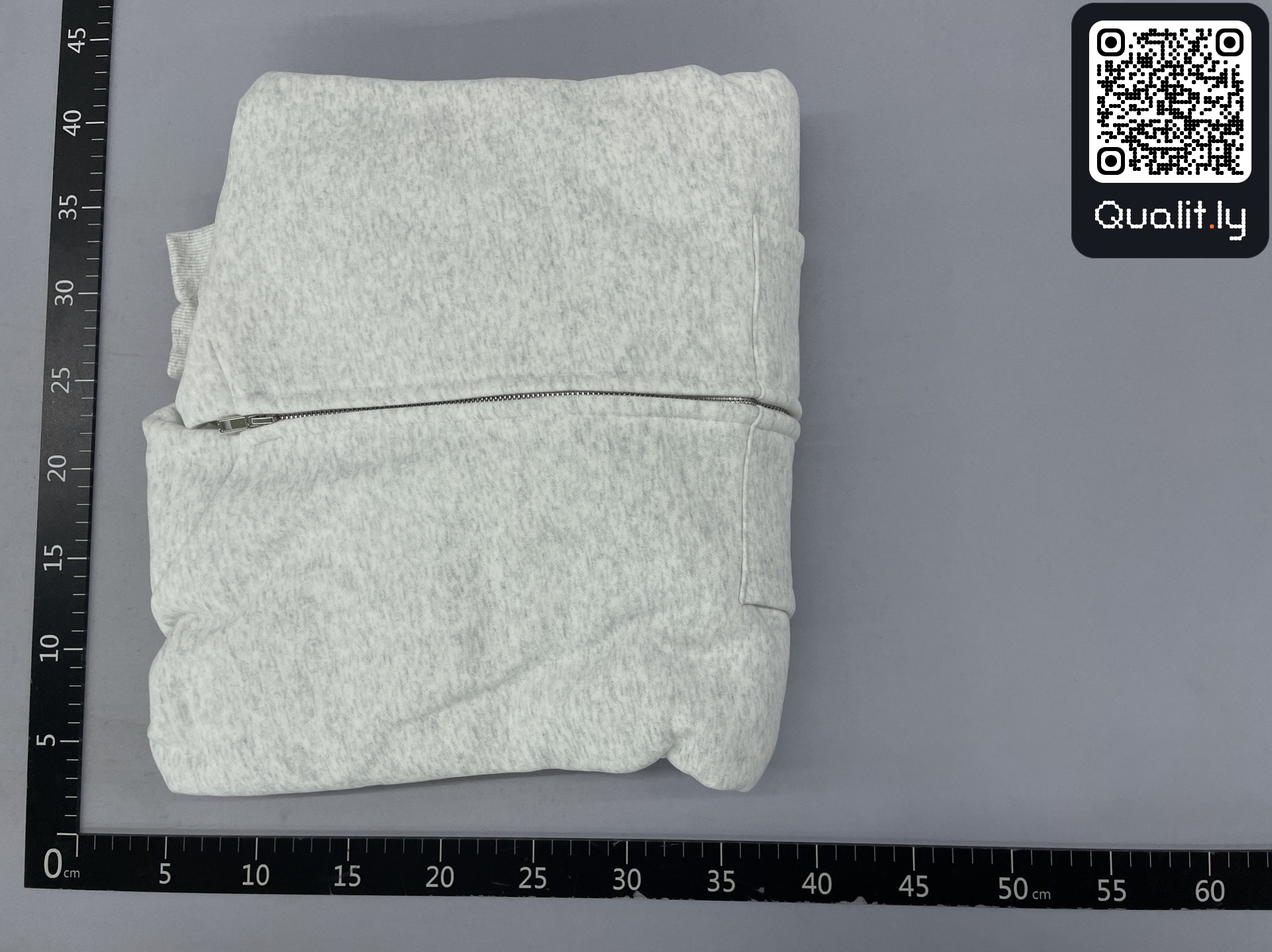 Sweatshirt — QC-foto 1 av 78