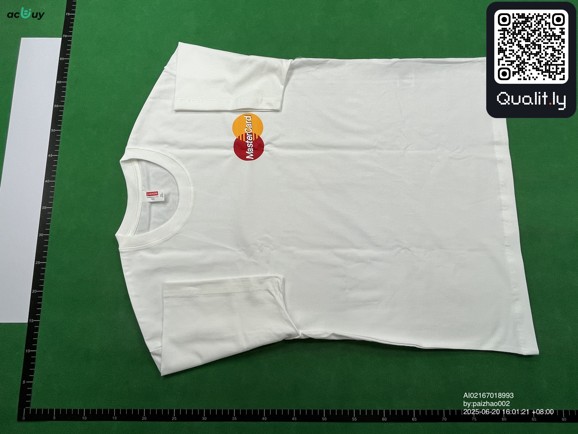 T-shirt — photo QC 3 sur 8