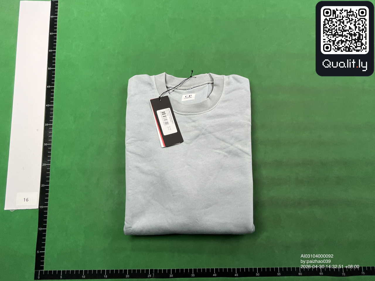 Pull — photo QC 1 sur 30