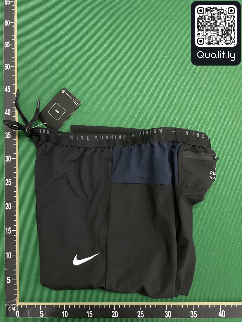 Pants QC photo 1 of 85
