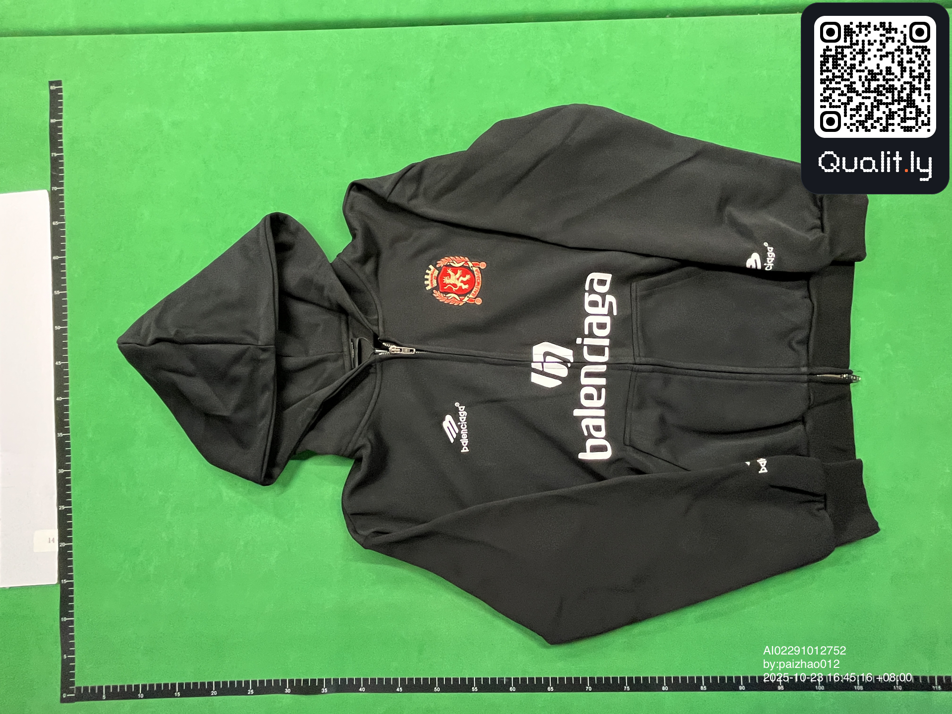 Jacket QC photo 3 of 16