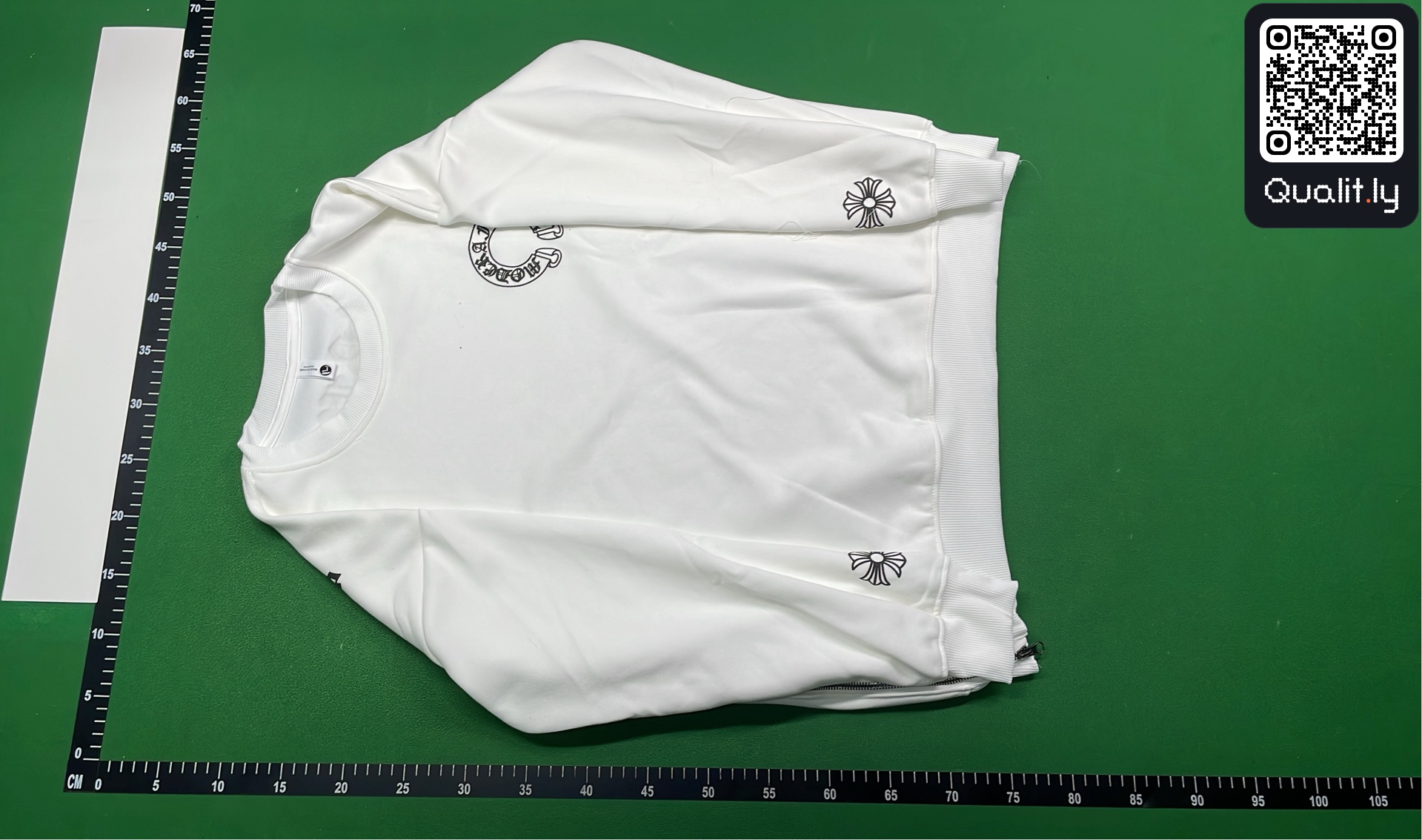 Sweater — QC-foto 2 van 4