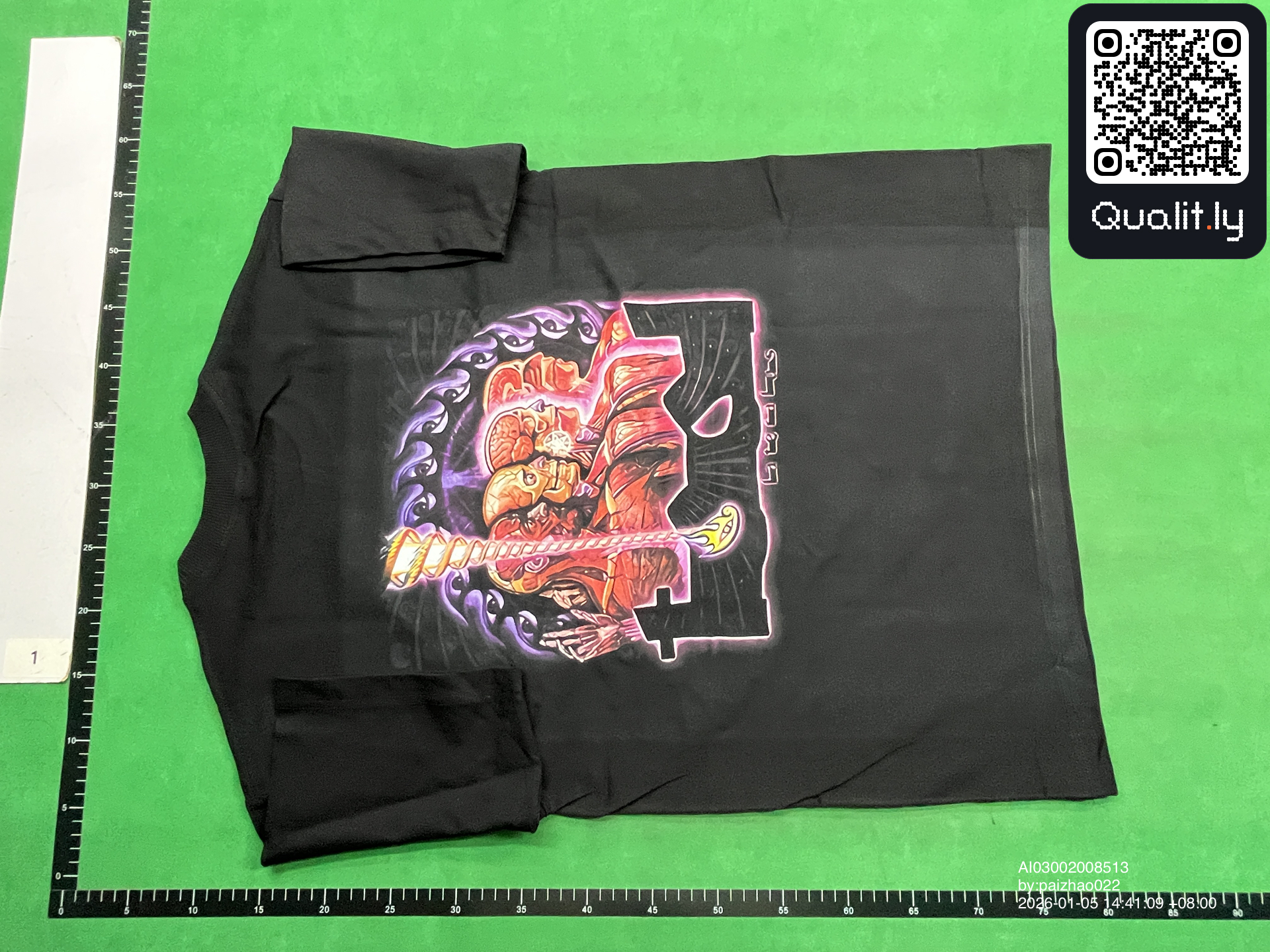 Camiseta — foto QC 2 de 8