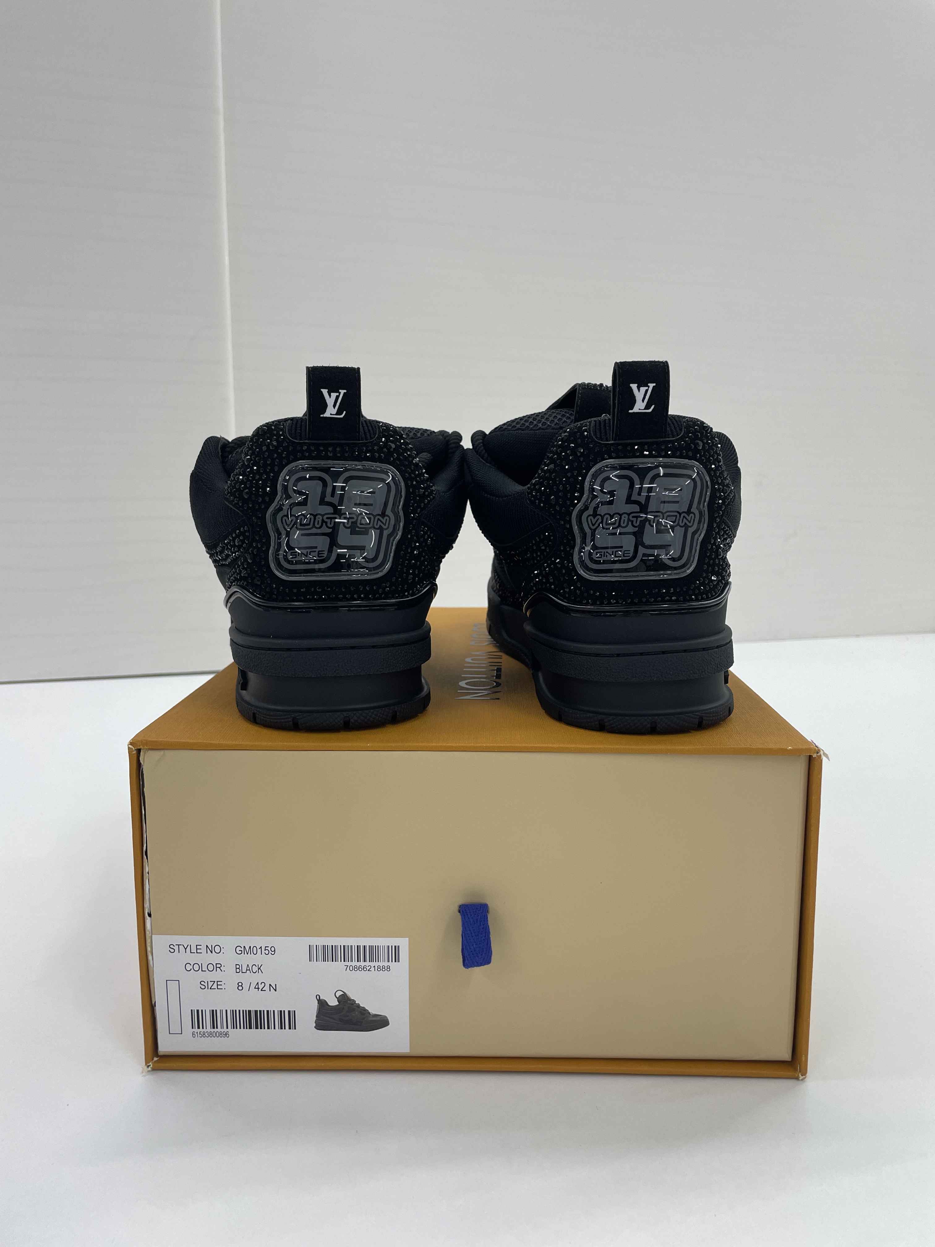 Sneakers — QC-foto 1 van 6