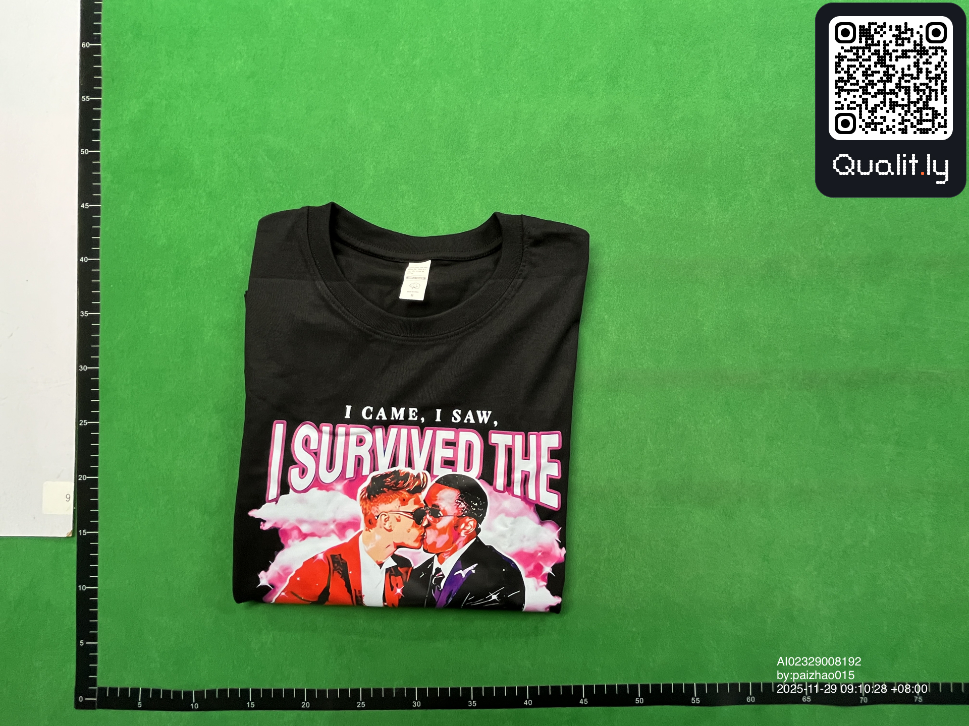 T-shirt — photo QC 1 sur 8