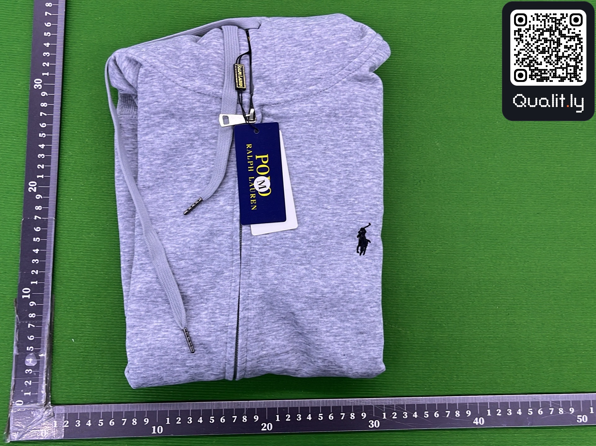 Bluza z kapturem — zdjęcie QC 1 z 16