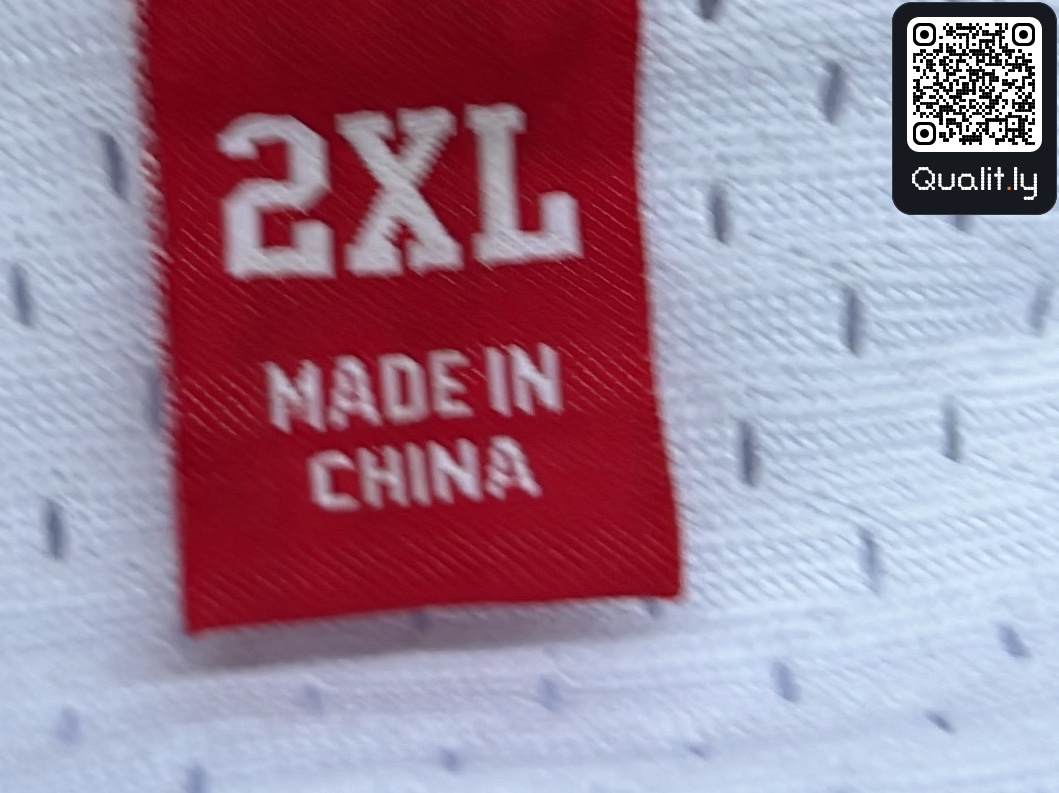Jacket QC photo 2 of 28