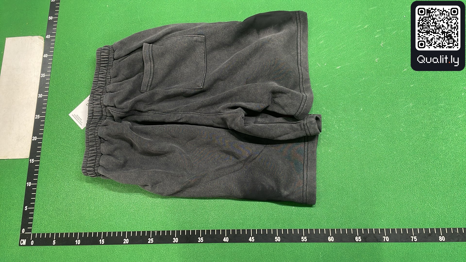 短裤 QC 照片 3 / 12