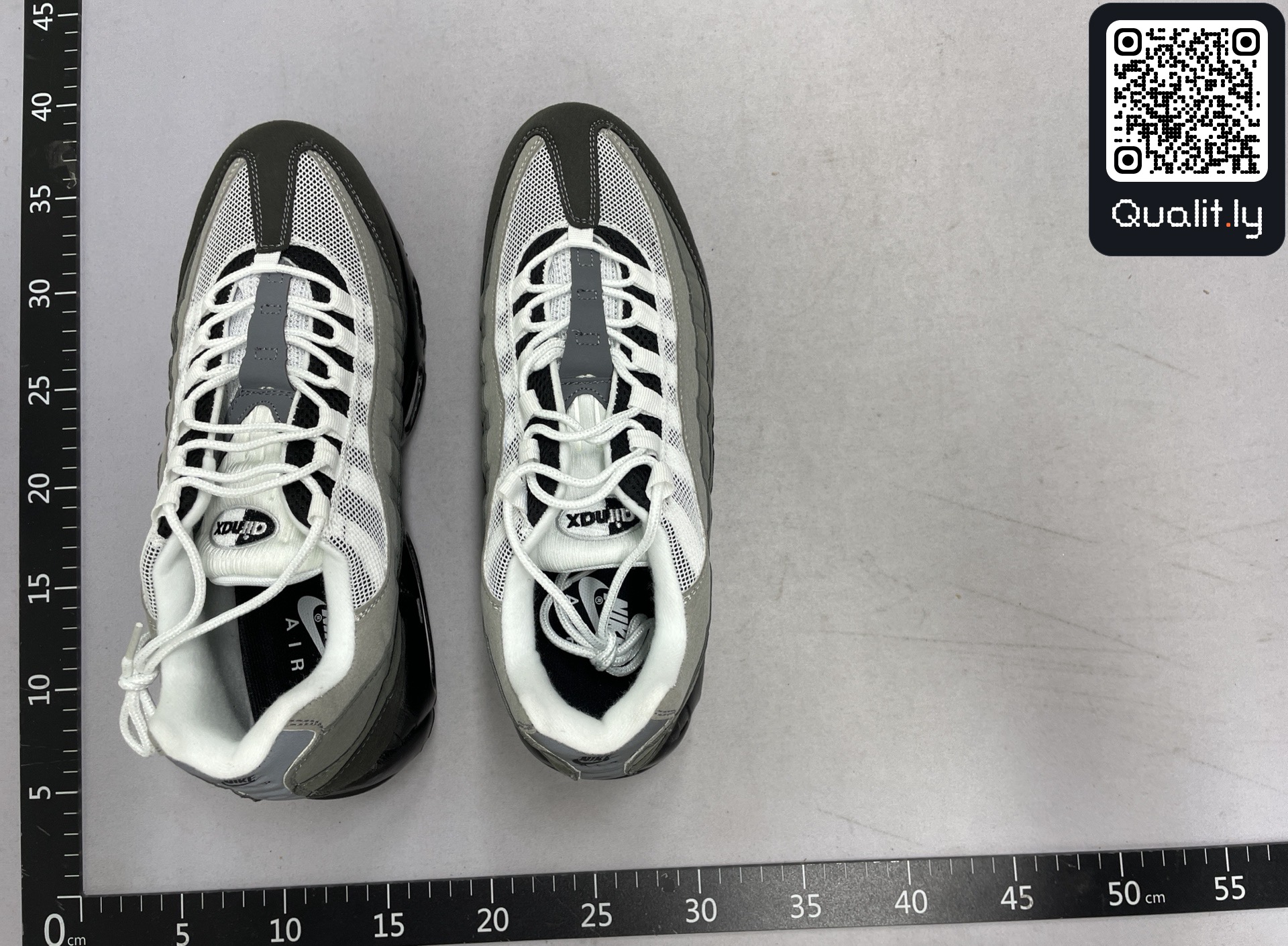 Sneaker — QC-Foto 2 von 29