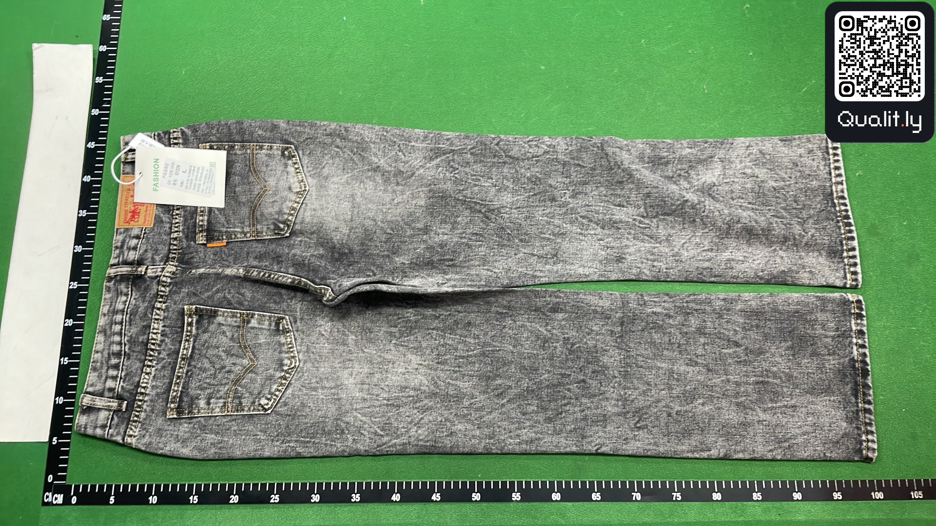 Jeans — QC-Foto 3 von 4