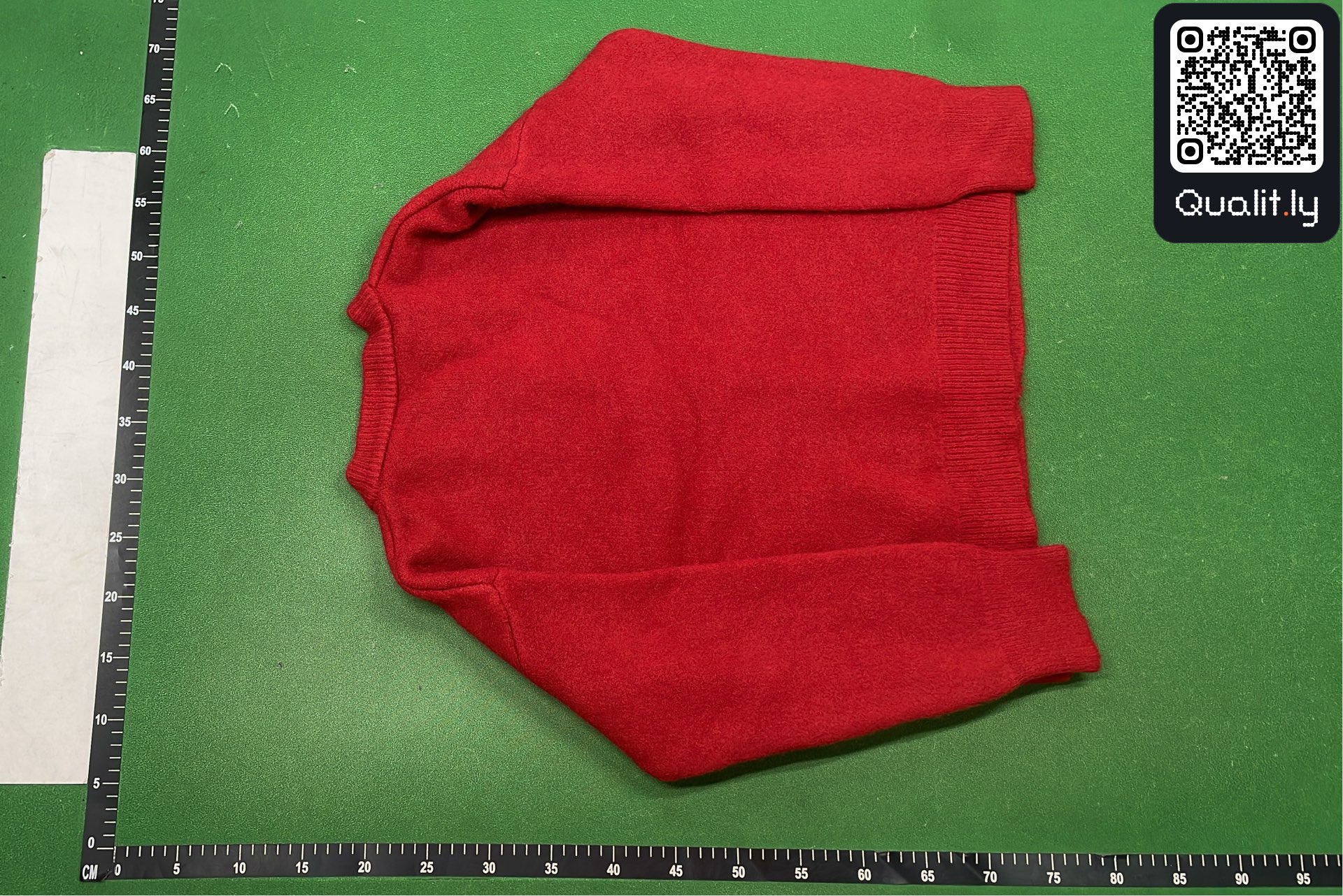 毛衣 QC 照片 2 / 3