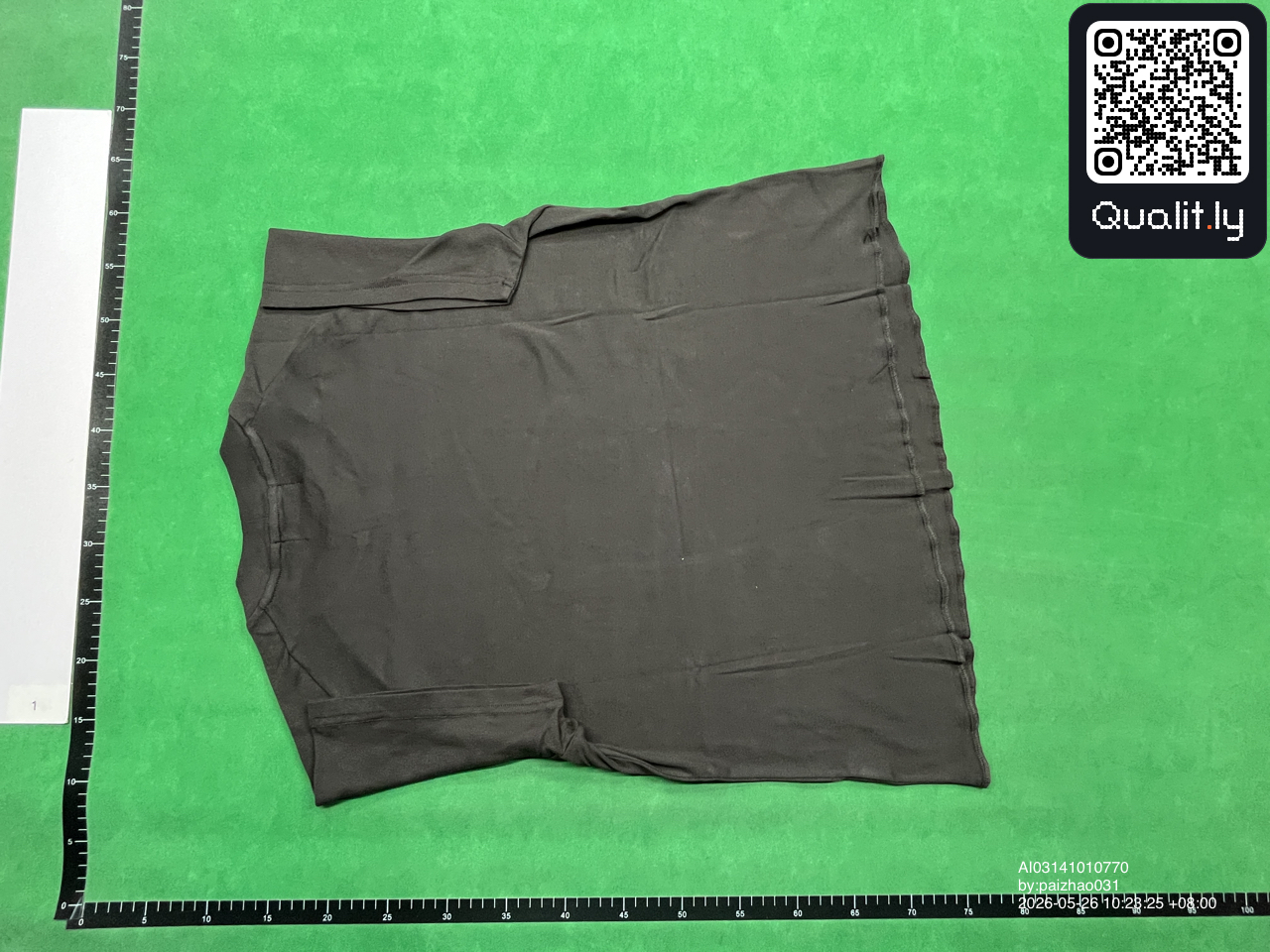 T-shirt — photo QC 1 sur 14
