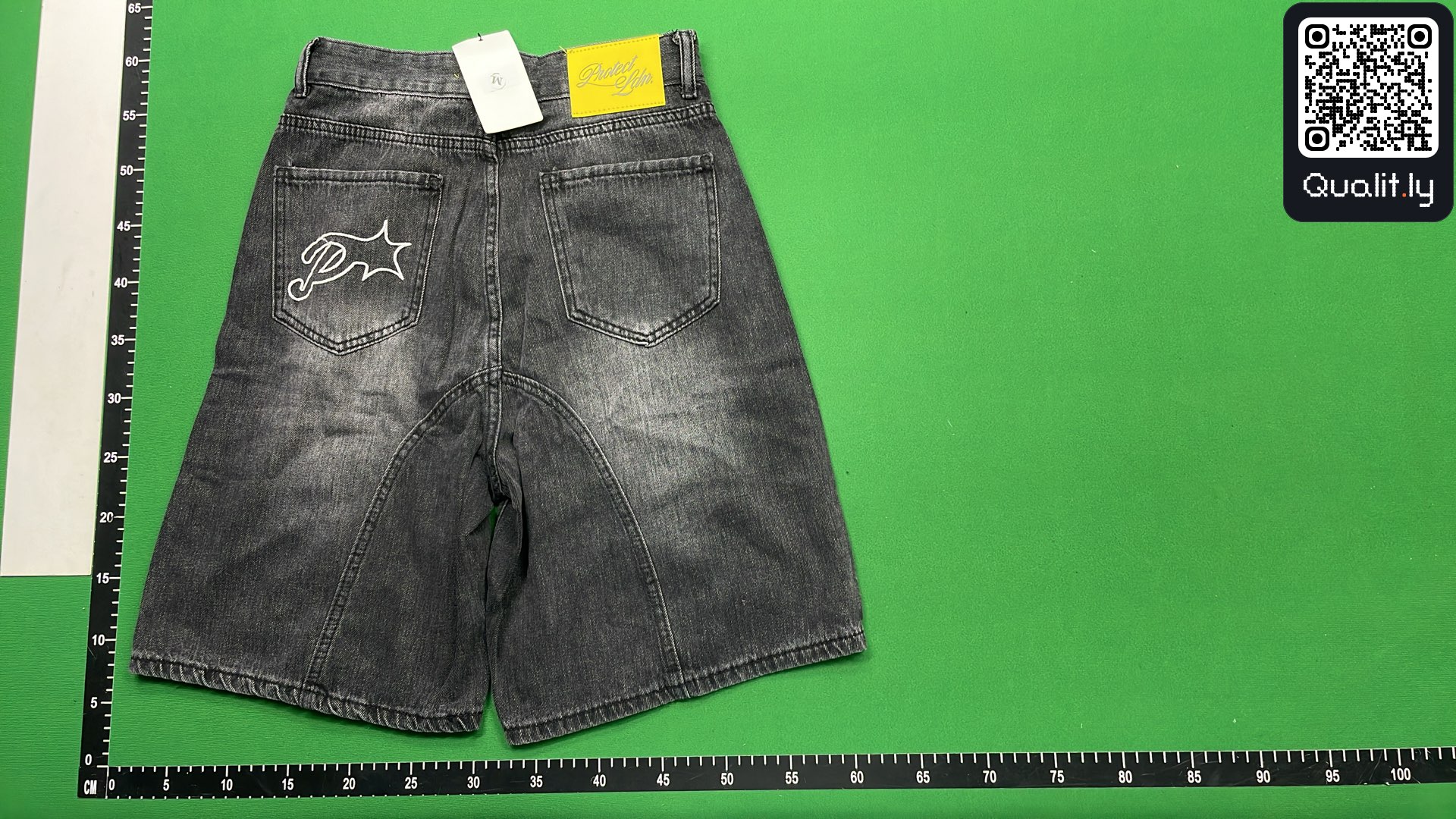 Jeans — foto QC 3 di 105