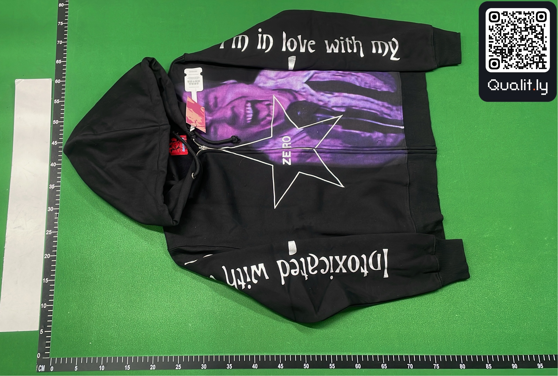 Hoodie QC photo 2 of 14