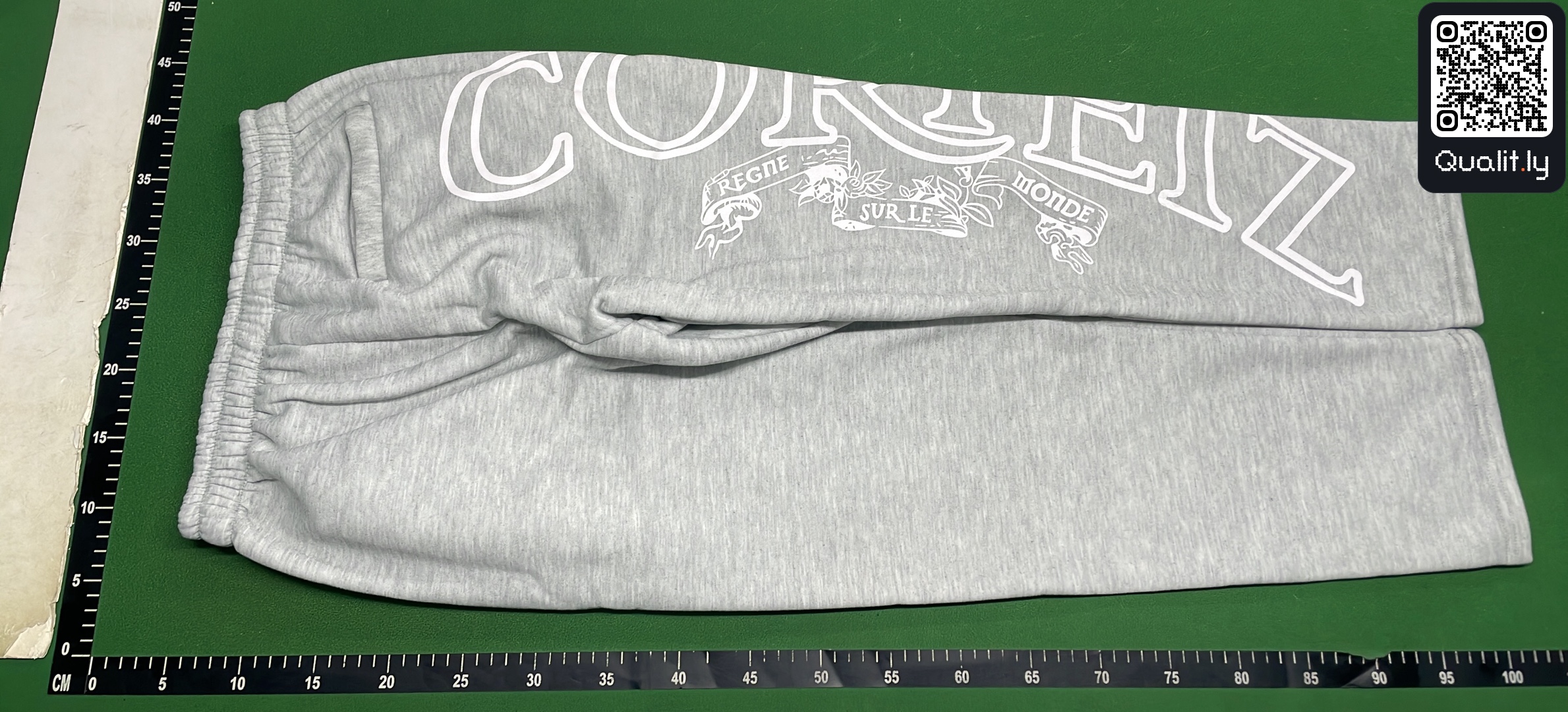 Hoodie QC photo 3 of 173
