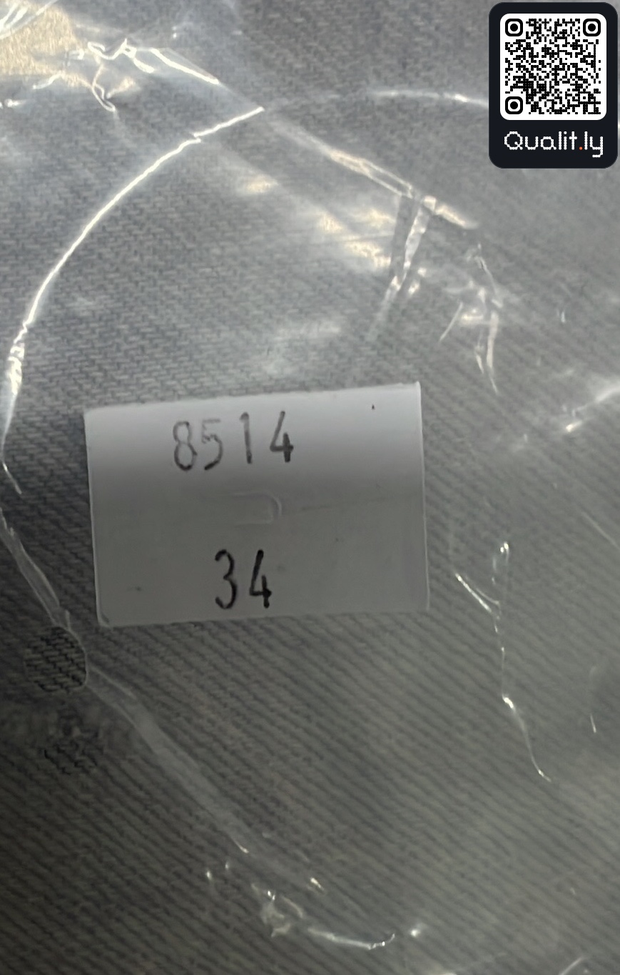 Jeans QC photo 1 of 24
