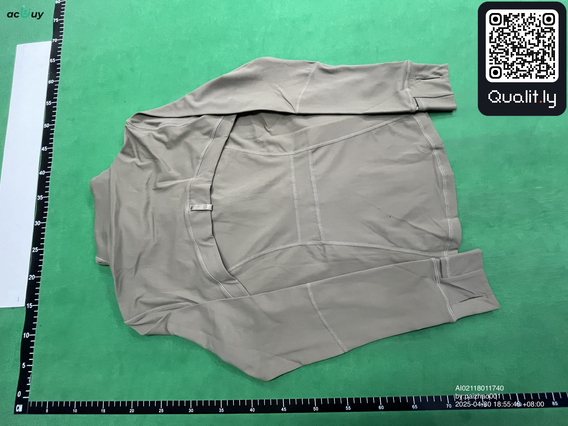 夹克 QC 照片 2 / 18