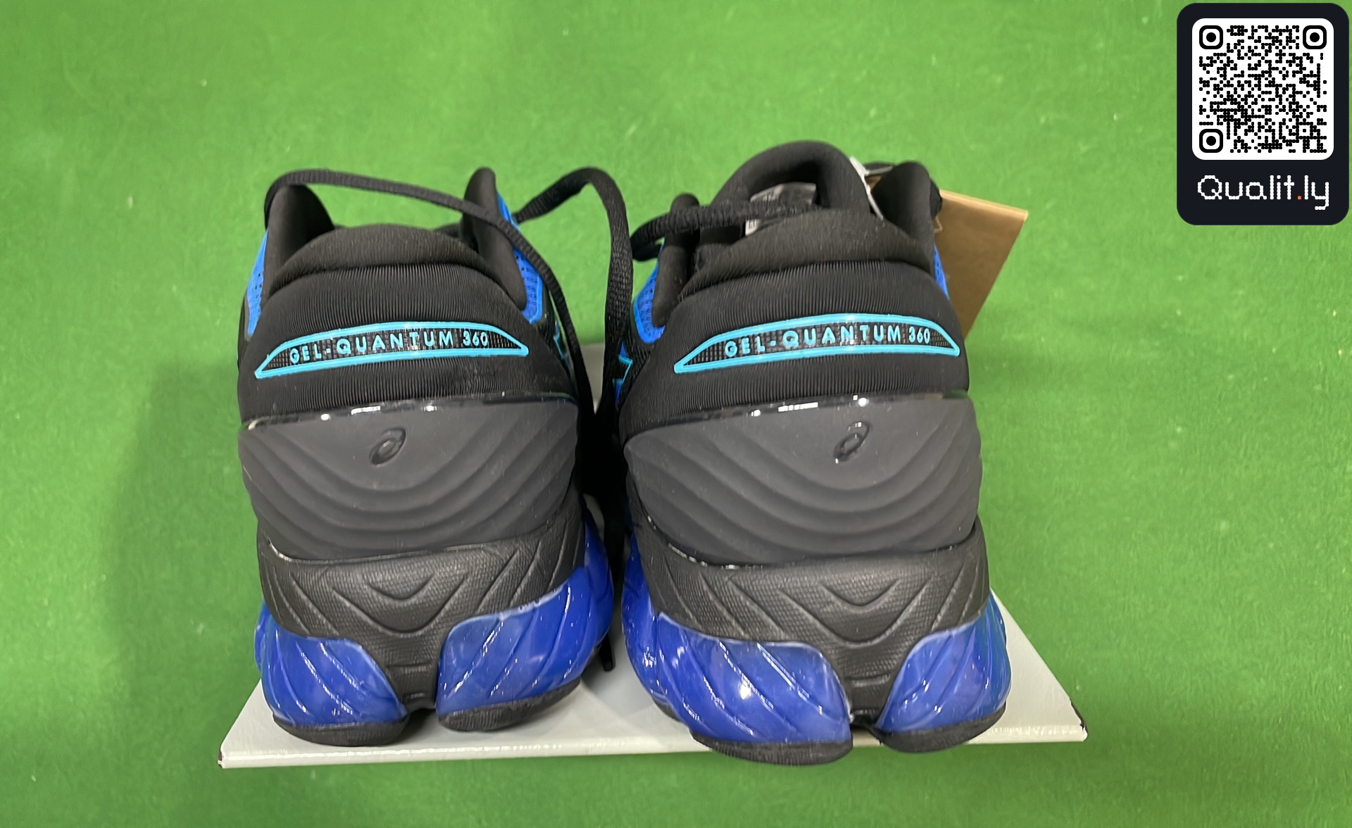 Sneakers — QC-foto 3 van 112