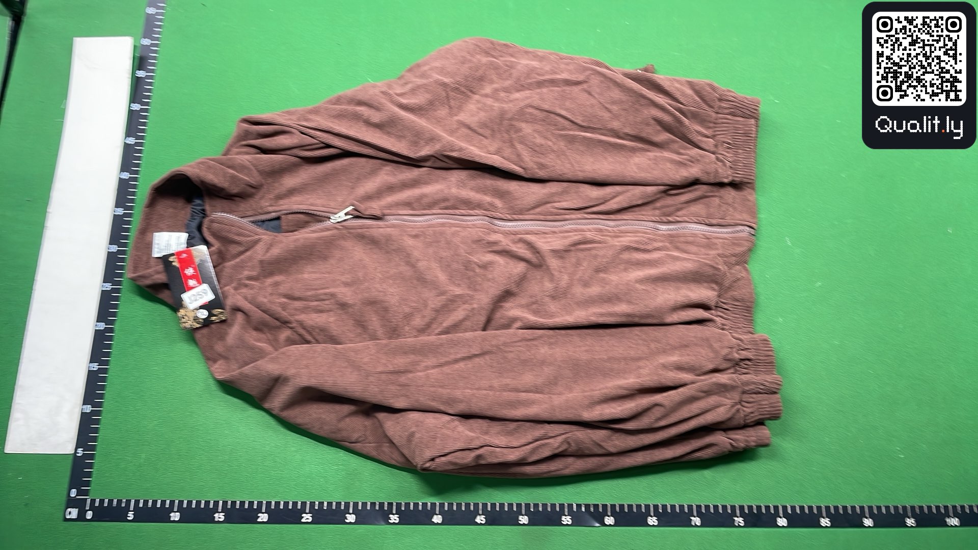 Jacket QC photo 2 of 4