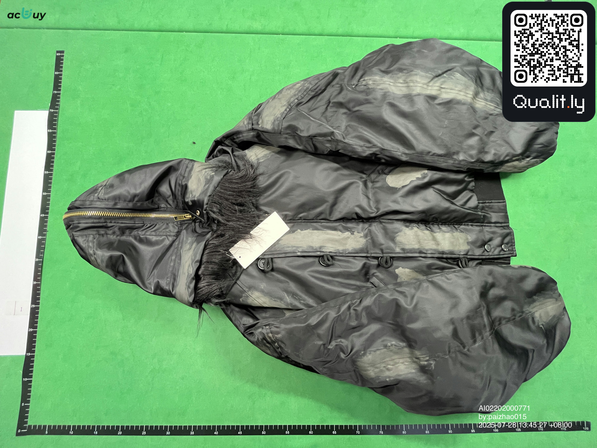 Jacket QC photo 3 of 28