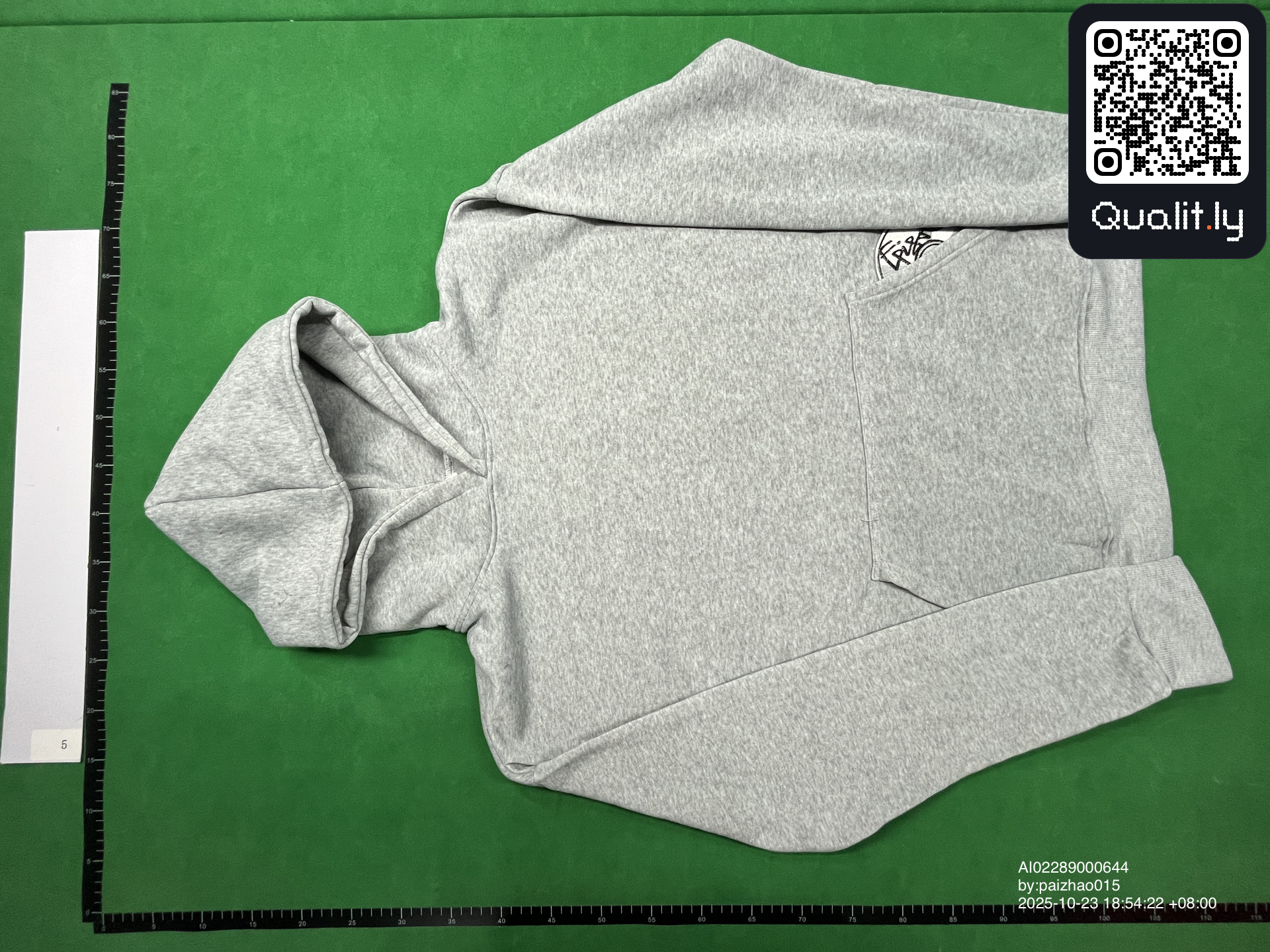 Hoodie — QC-foto 3 av 32