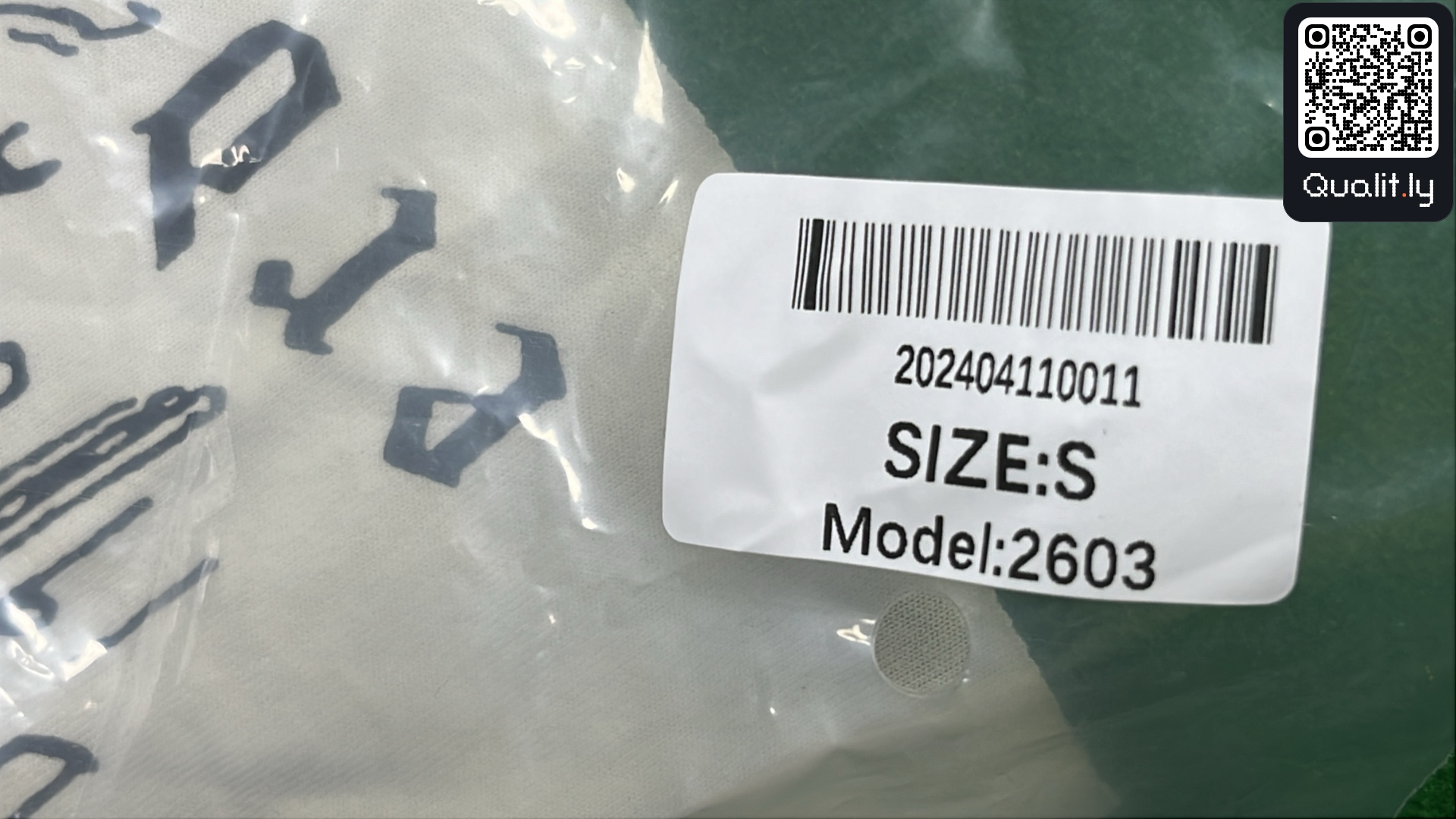 Hoodie — QC-foto 1 av 16