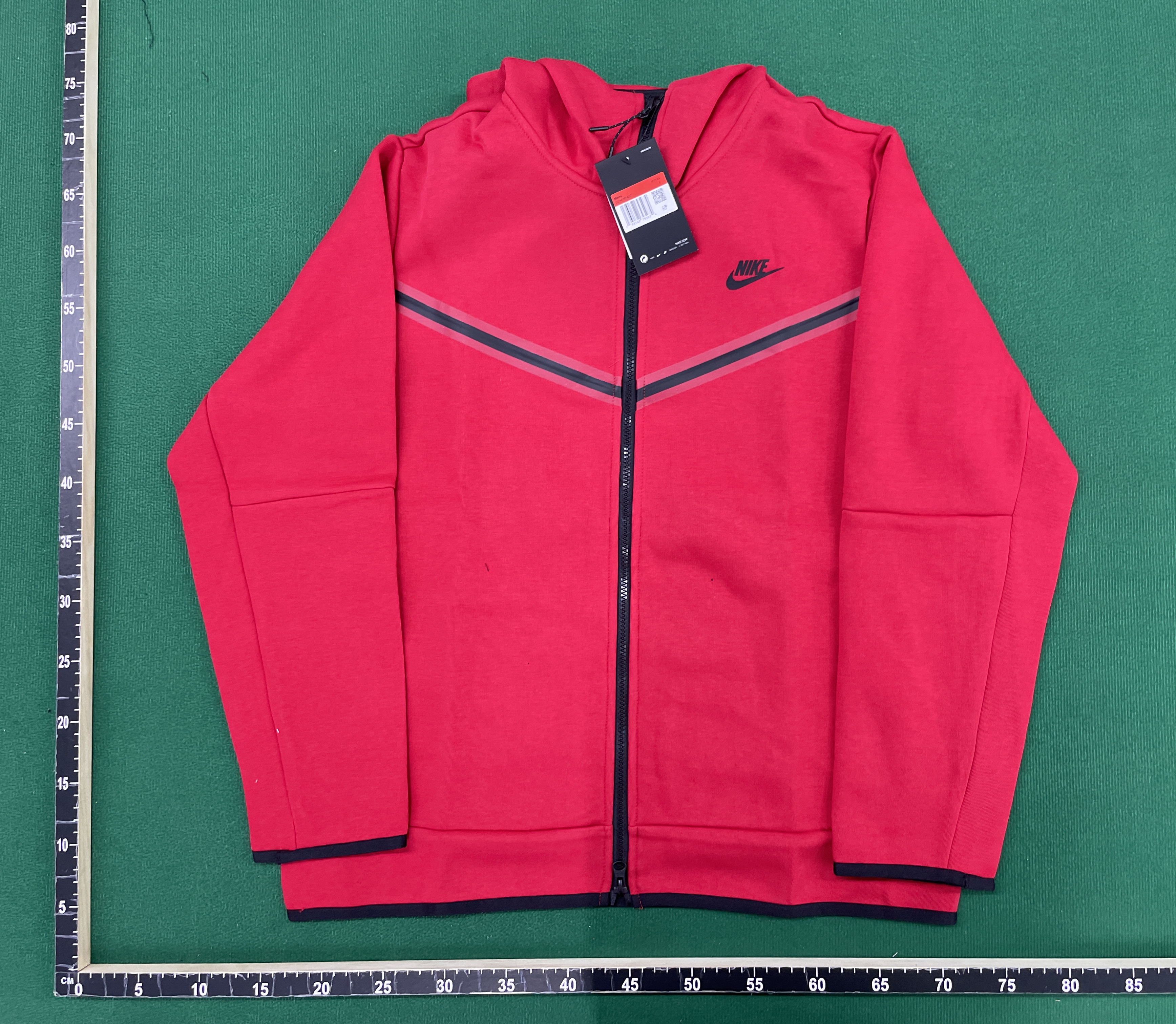 Hoodie — QC-foto 2 av 5