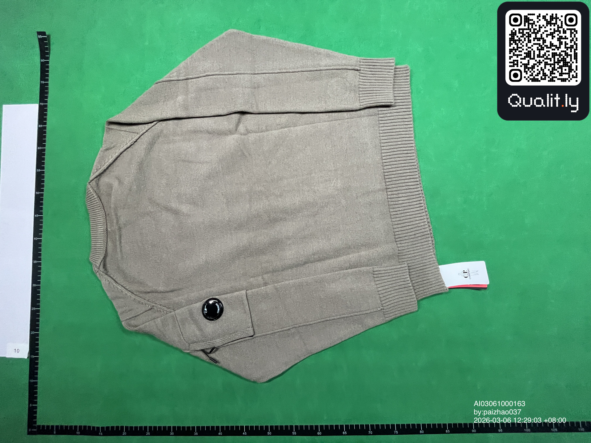 Pull — photo QC 2 sur 30
