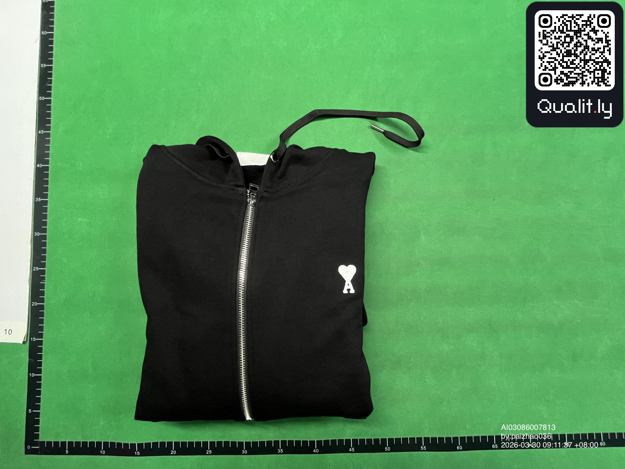 Hoodie — QC-foto 1 av 4