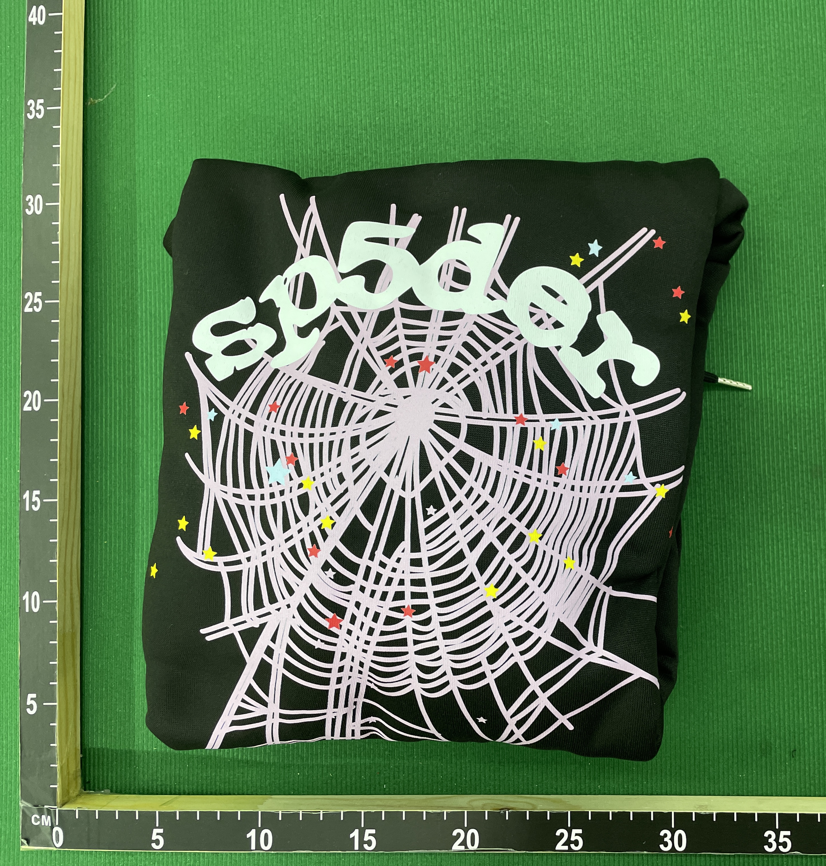 Hoodie QC photo 2 of 16