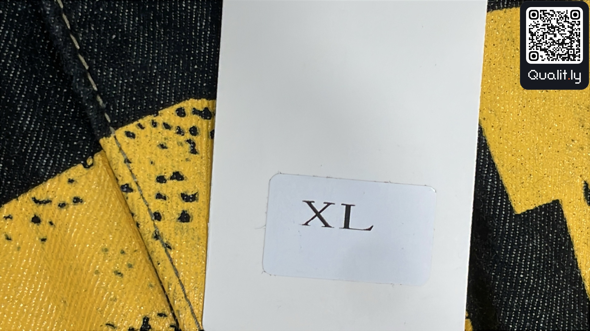 Jeans — QC-foto 1 av 4