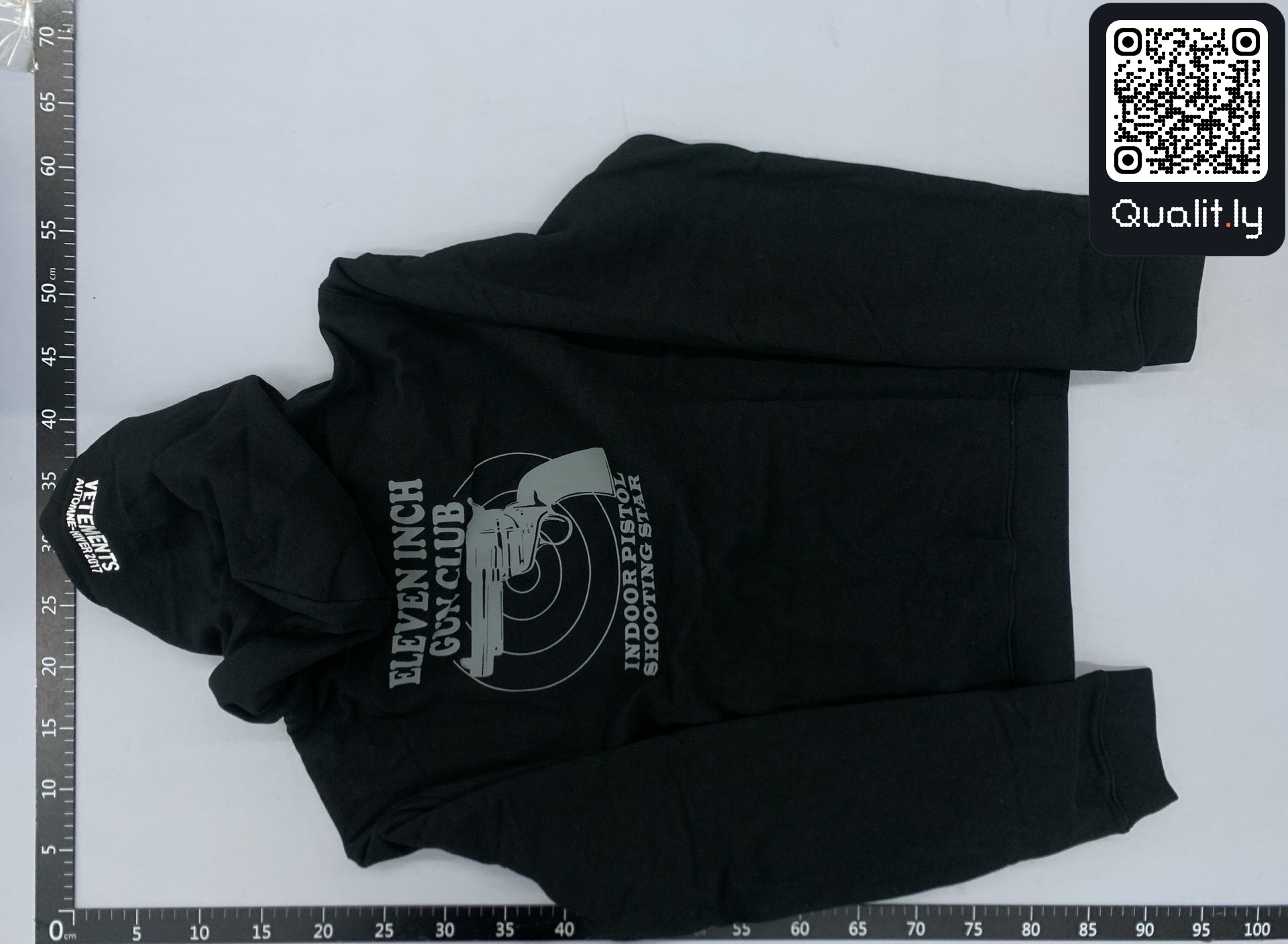 Hoodie QC photo 2 of 61