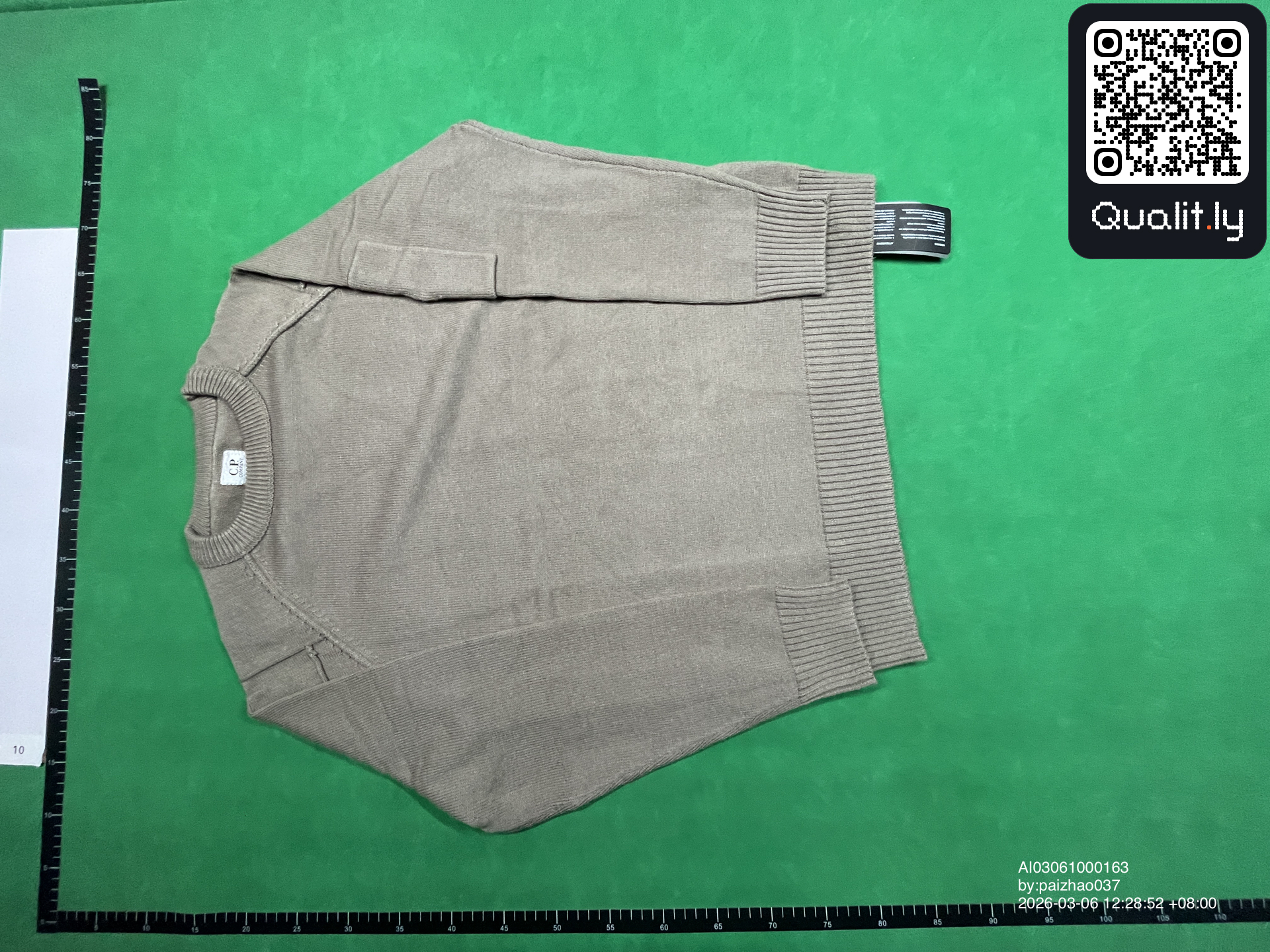 Pull — photo QC 3 sur 30