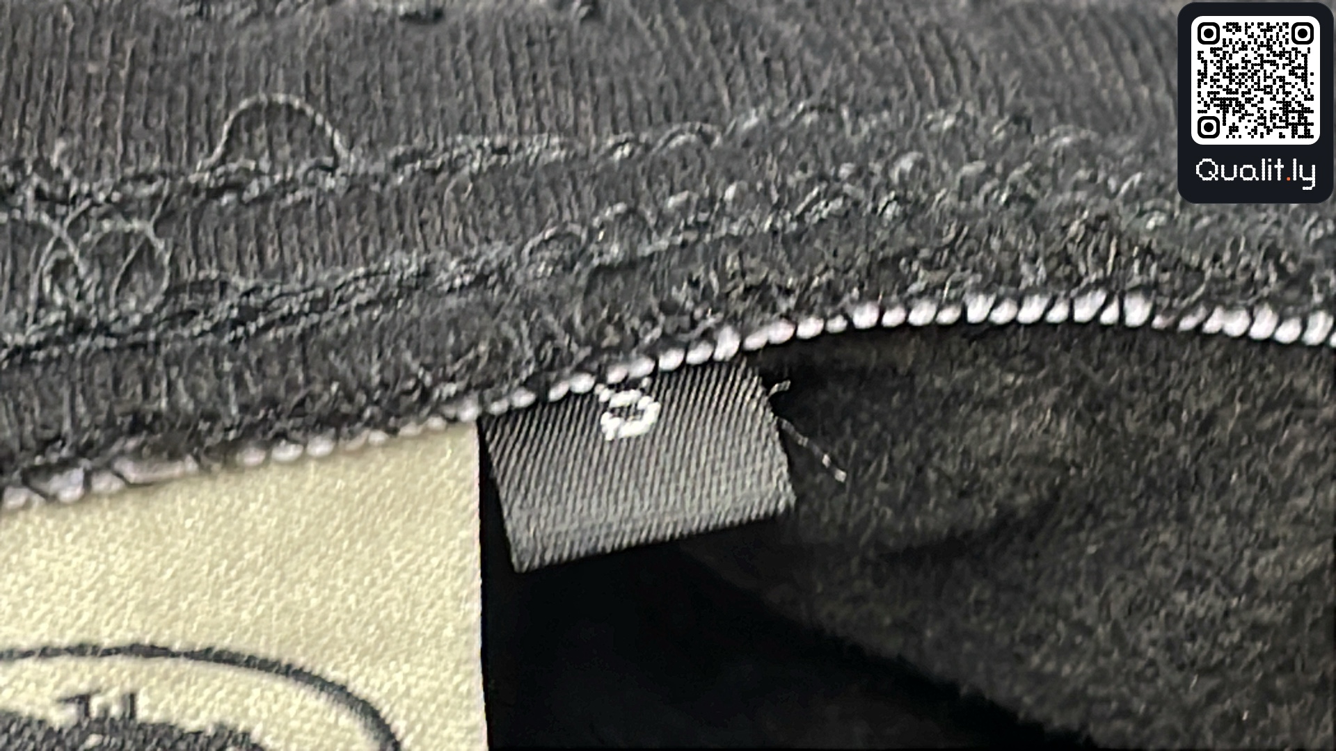 Shorts QC photo 1 of 129