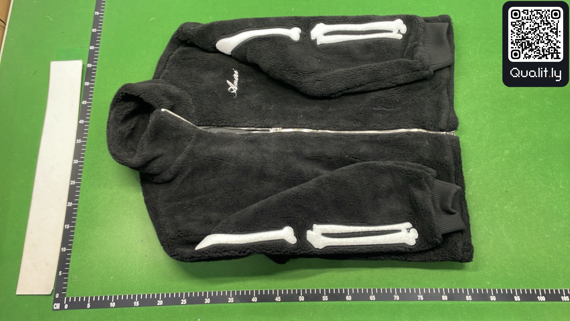 Jacket QC photo 2 of 8