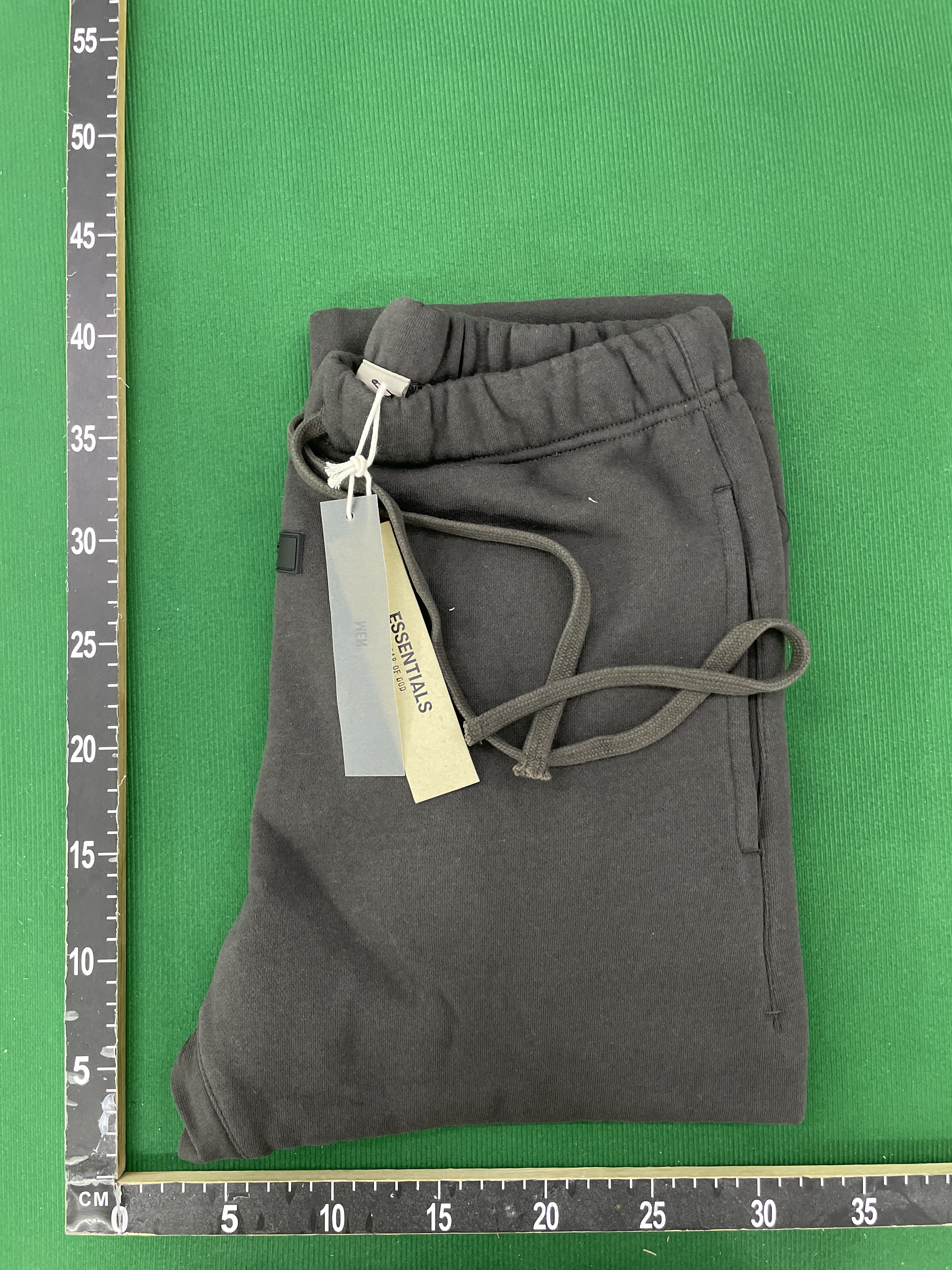 Pantaloni — fotografie QC 1 din 24