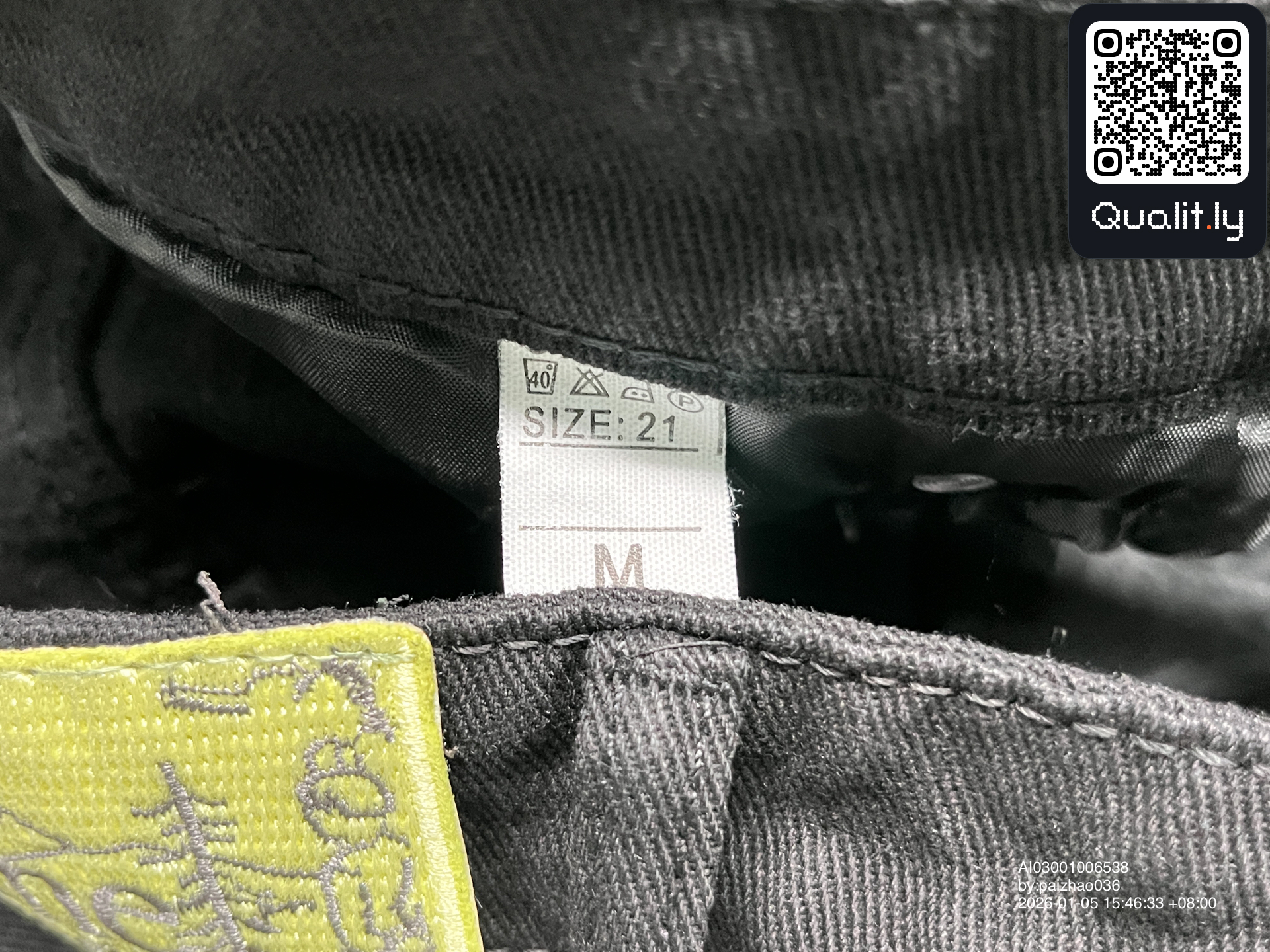 Jeans — QC-foto 1 van 10