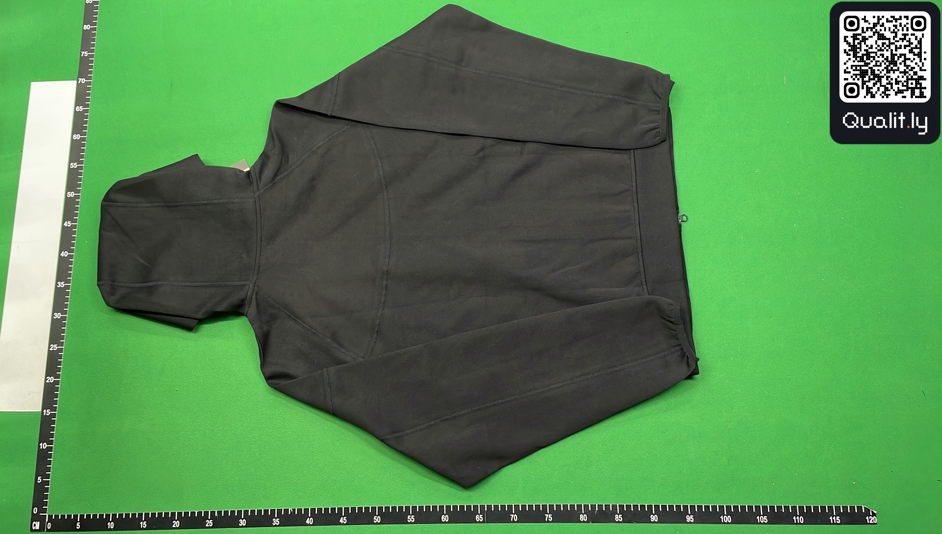 Pull — photo QC 3 sur 5