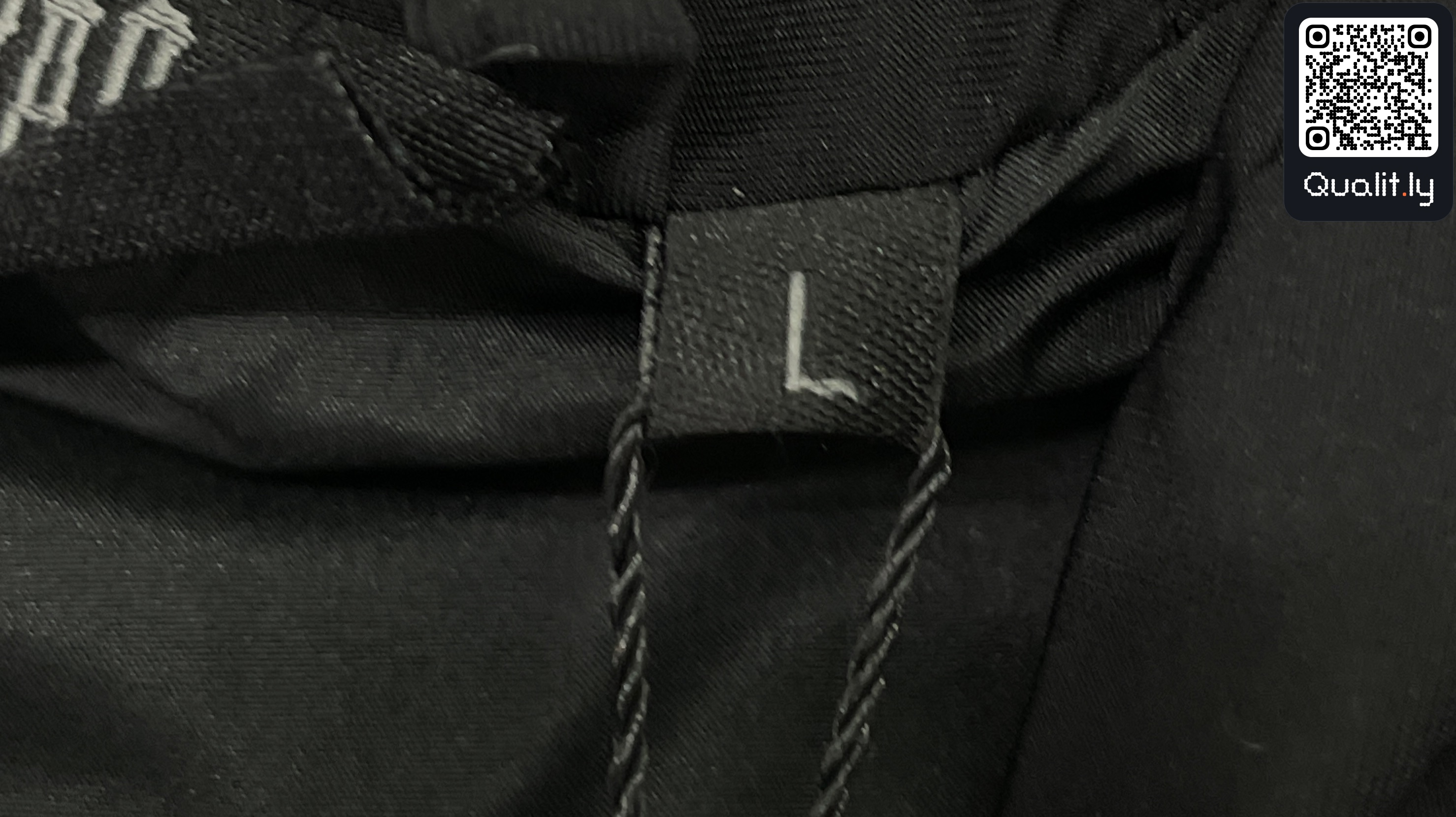 Jacket QC photo 2 of 71