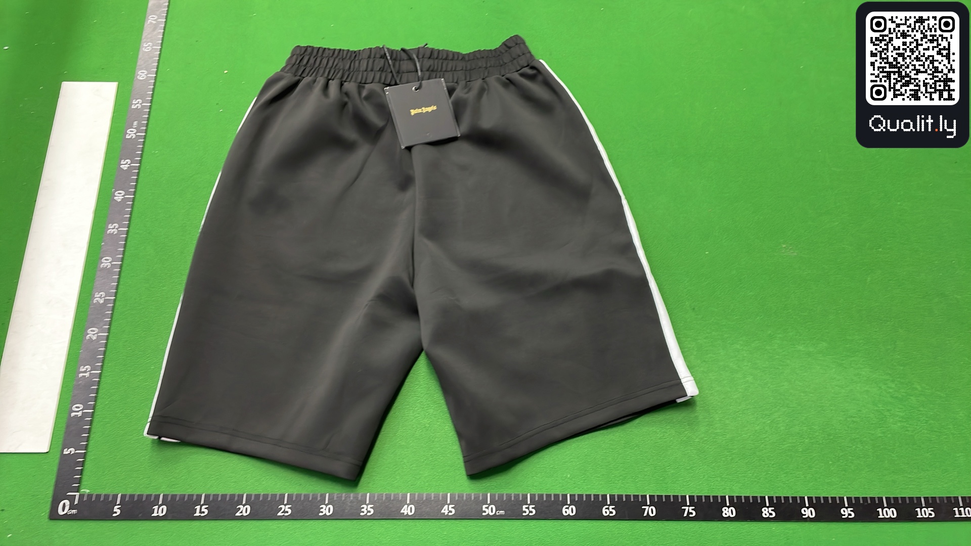 Shorts QC photo 3 of 8